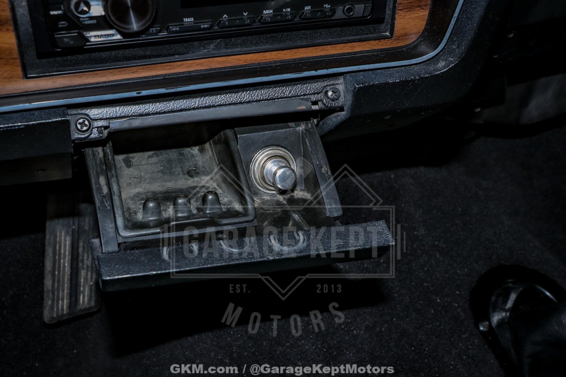1989 Dodge Ramcharger 150
