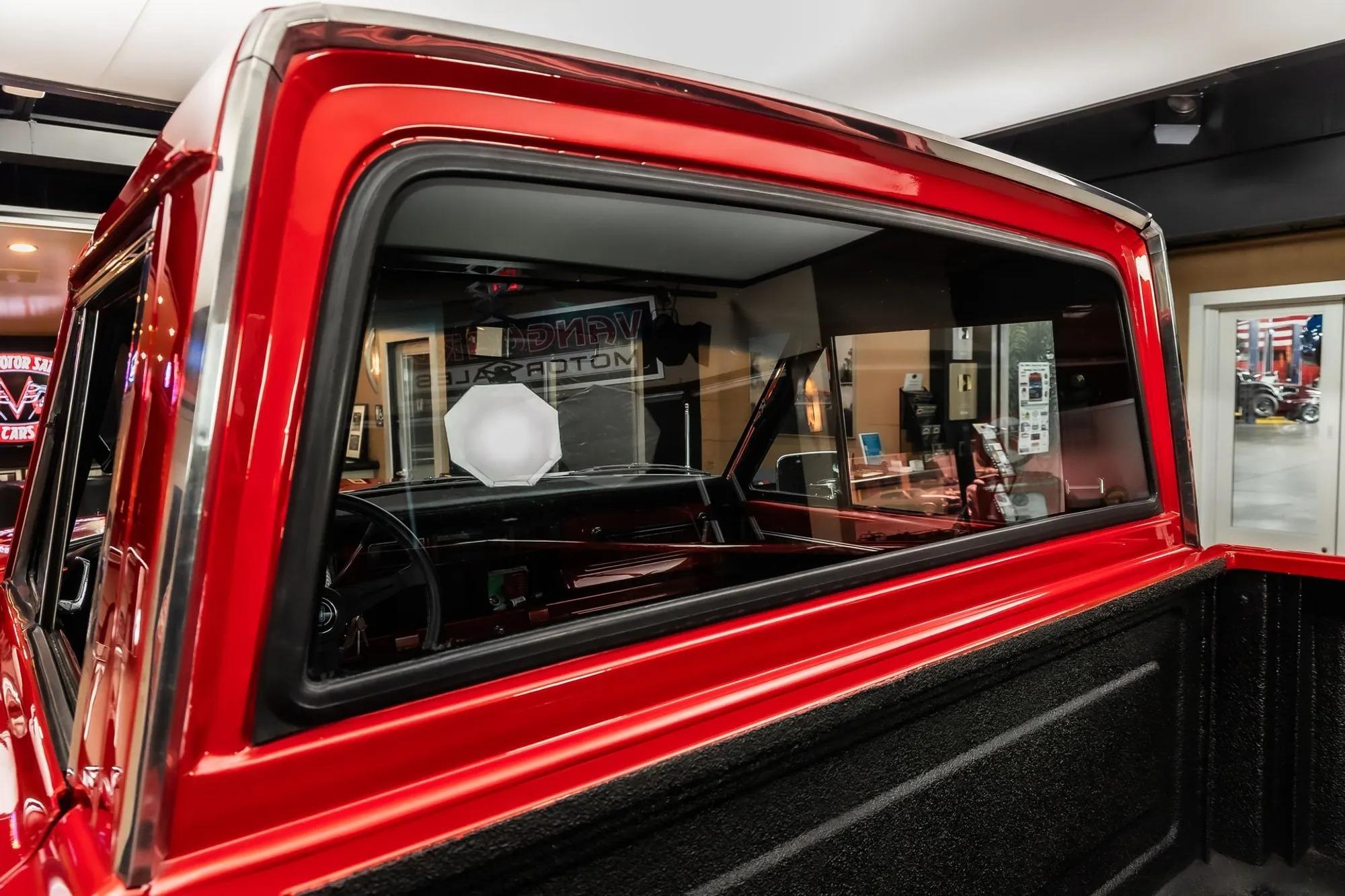 1979 Jeep J20 Pickup
