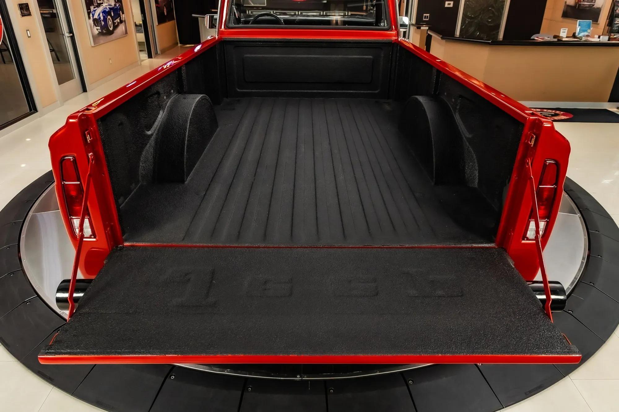 1979 Jeep J20 Pickup