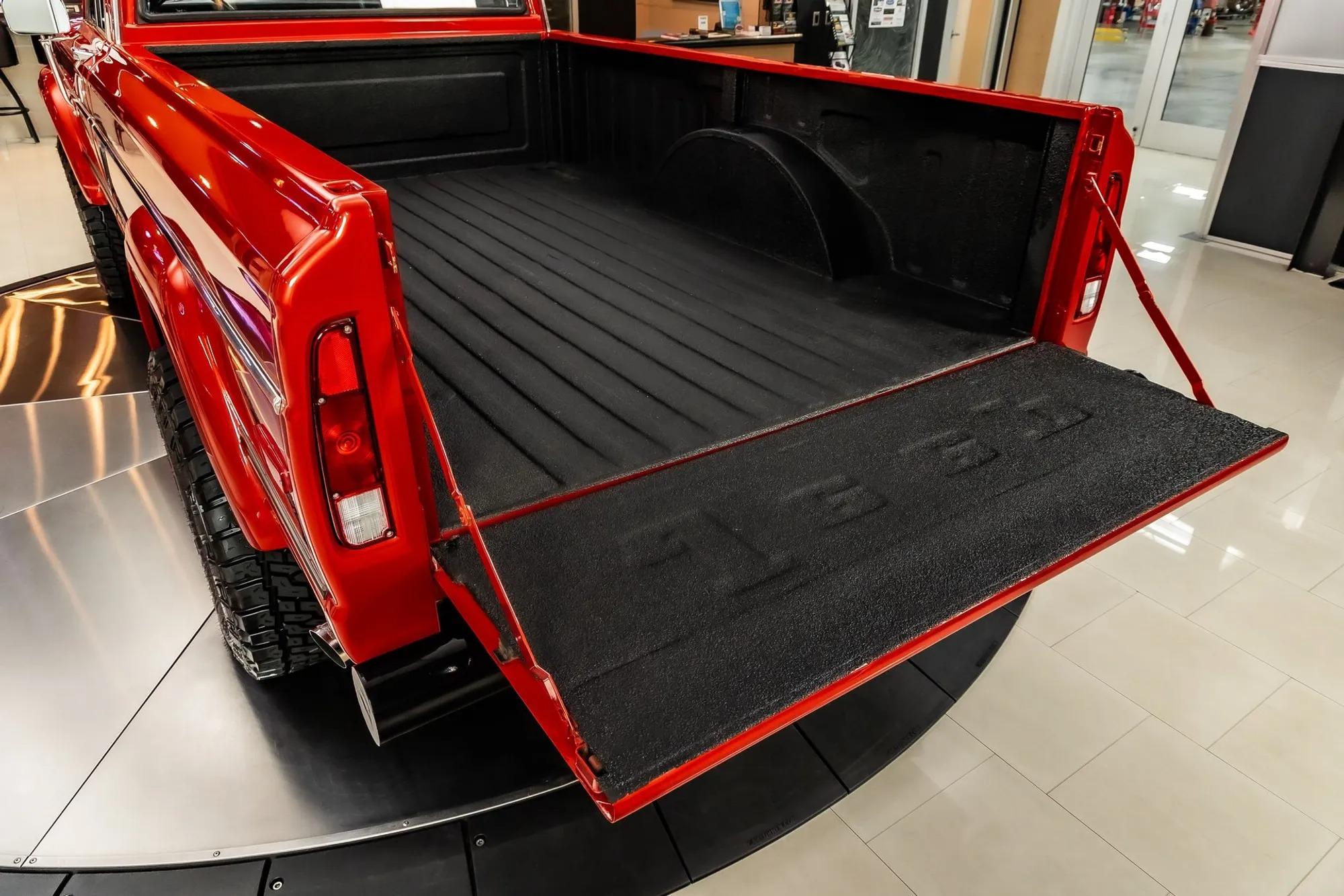 1979 Jeep J20 Pickup