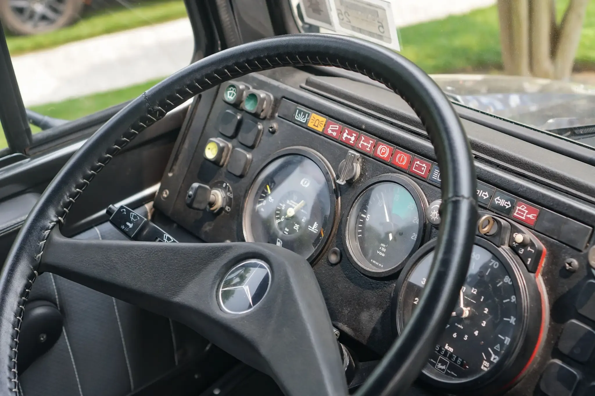 1989 Mercedes-Benz Unimog U2150
