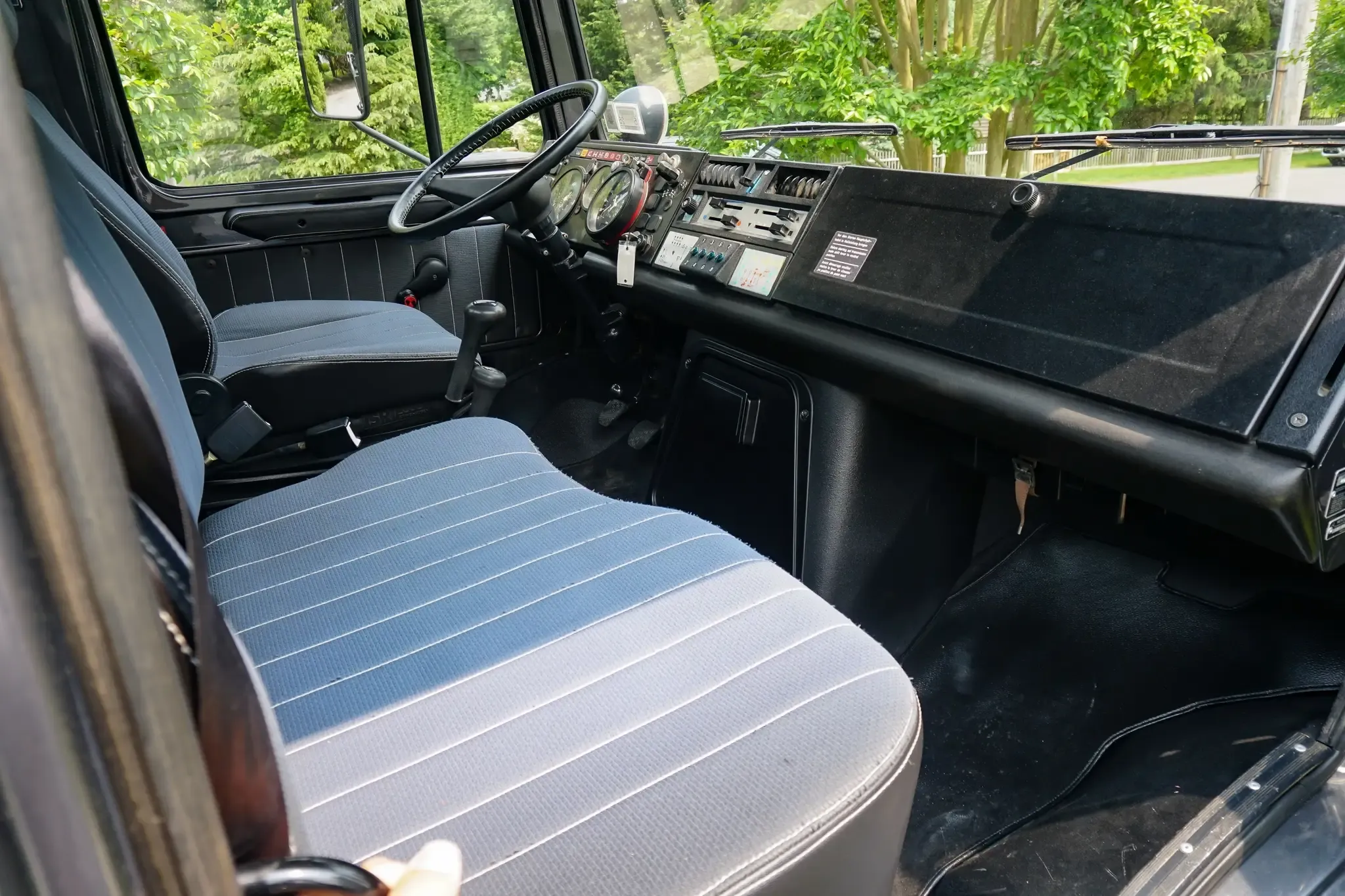 1989 Mercedes-Benz Unimog U2150