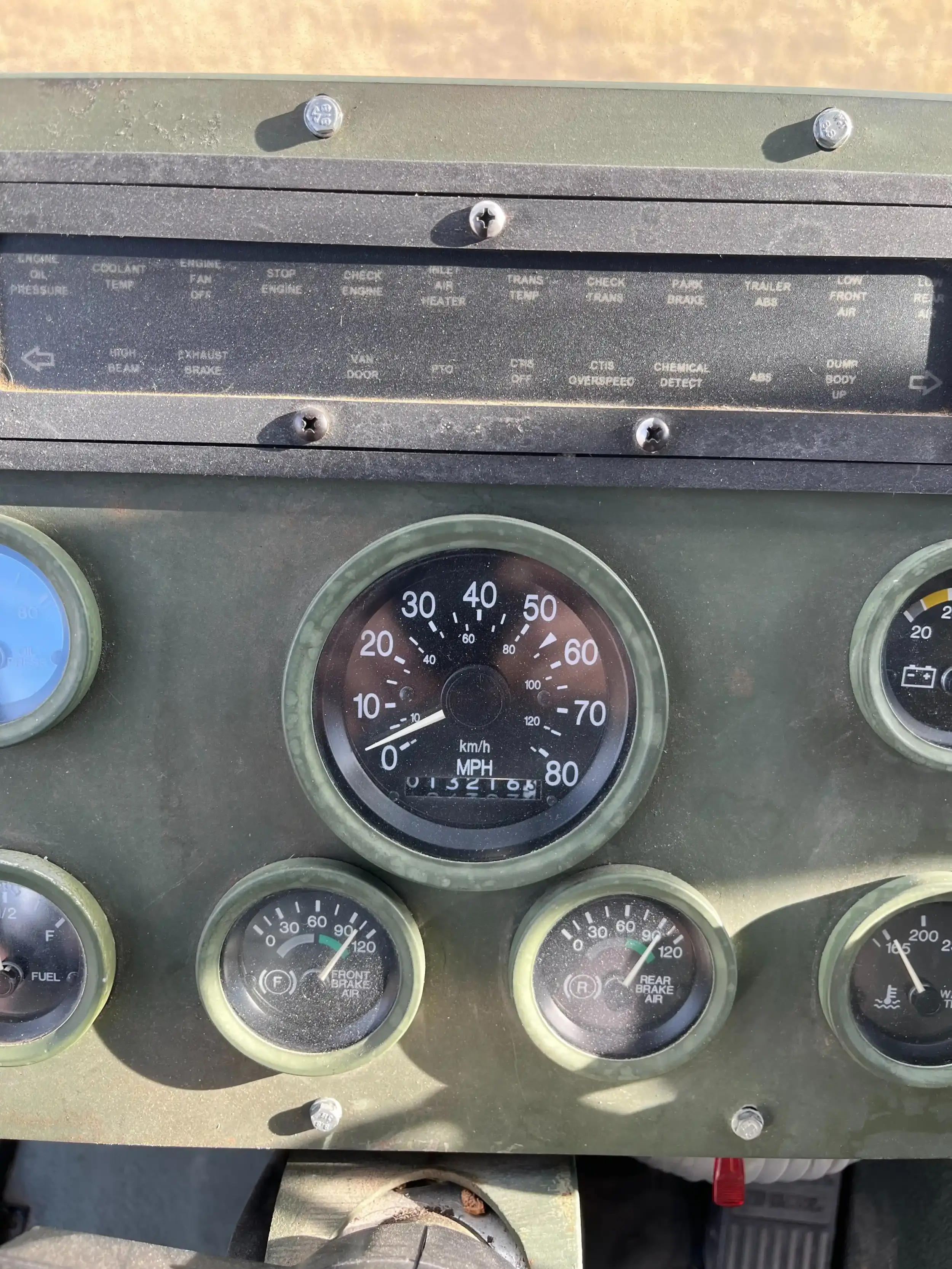 2001 Stewart & Stevenson M1079A1