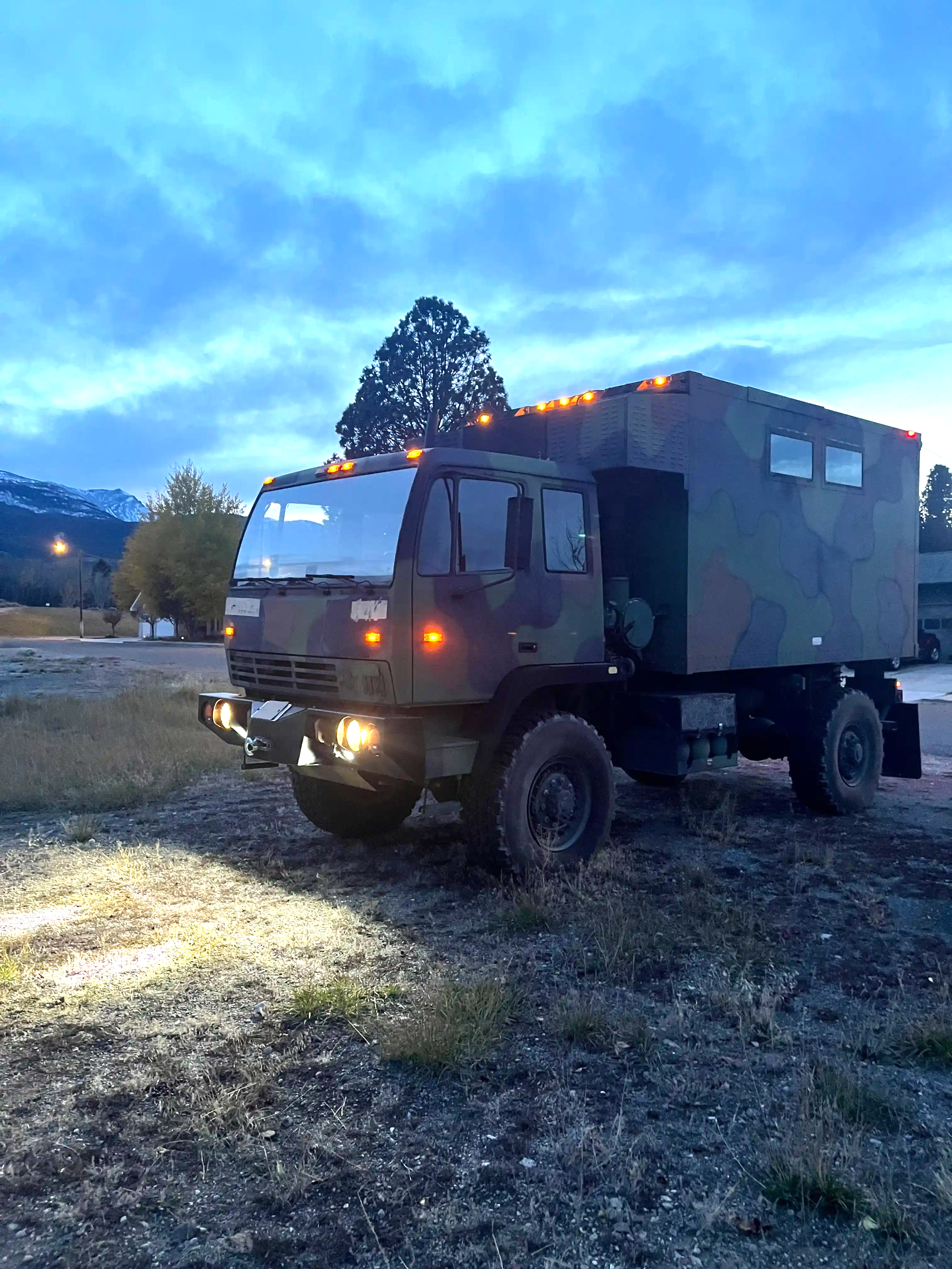 2001 Stewart & Stevenson M1079A1
