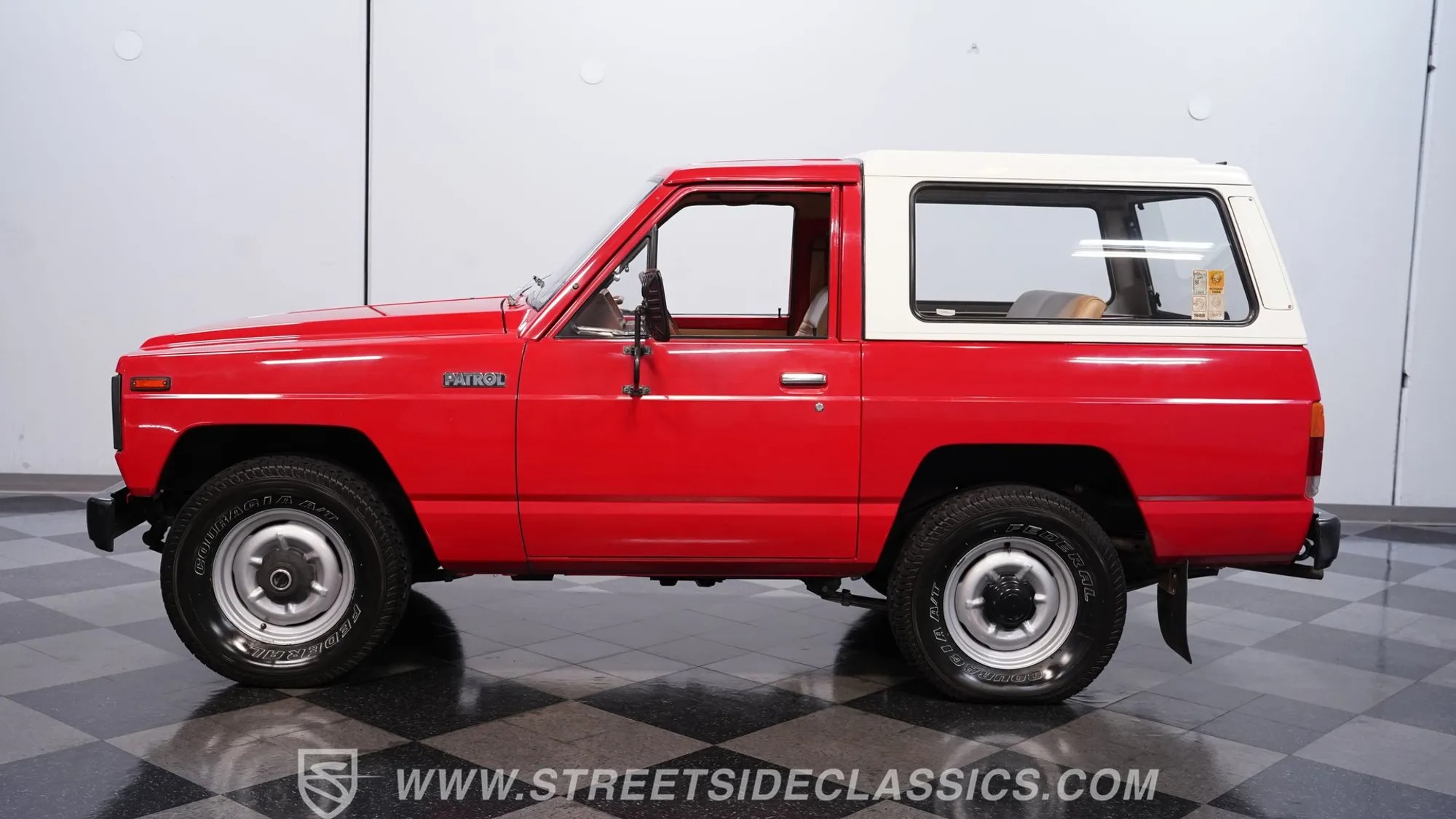 1982 Nissan Patrol - 2