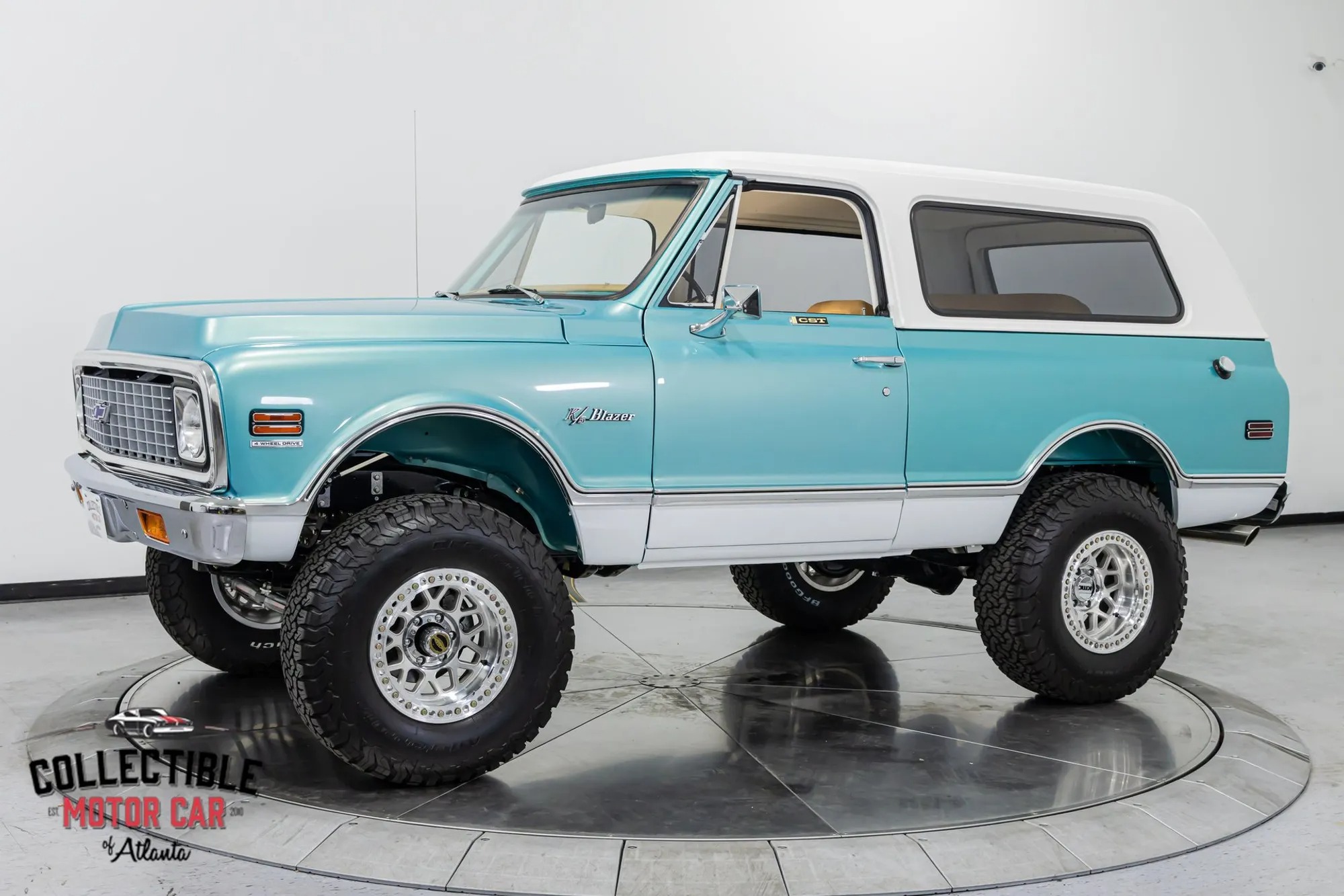 1972 Chevrolet K5 Blazer - 4