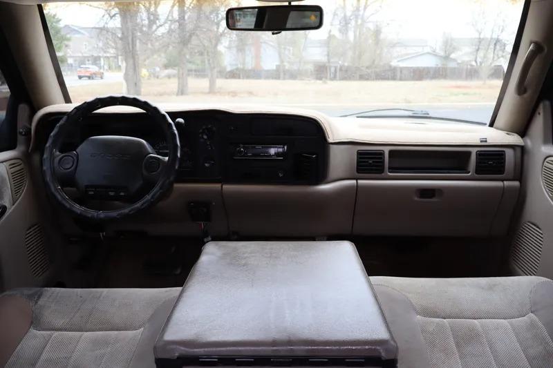 1996 Dodge Ram 2500 ST