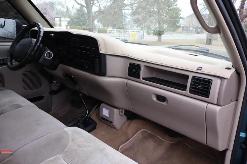 1996 Dodge Ram 2500 ST