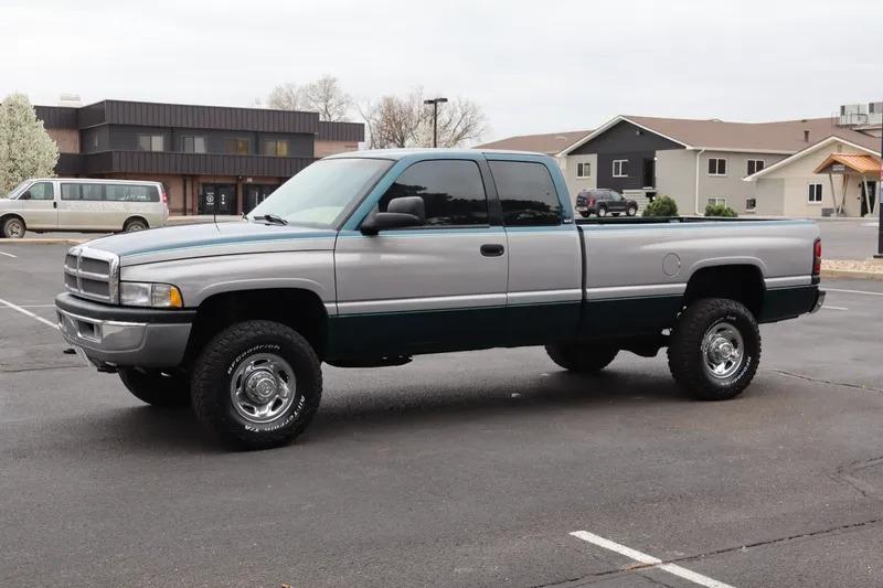 1996 Dodge Ram 2500 ST