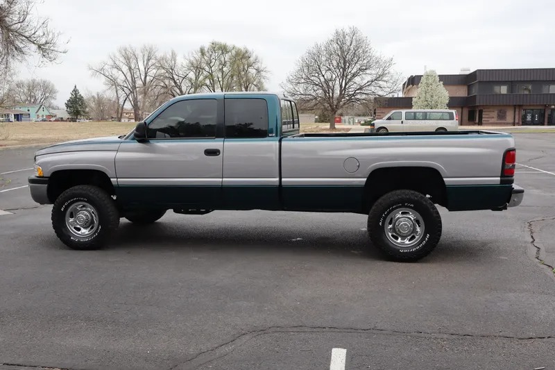 1996 Dodge Ram 2500 ST