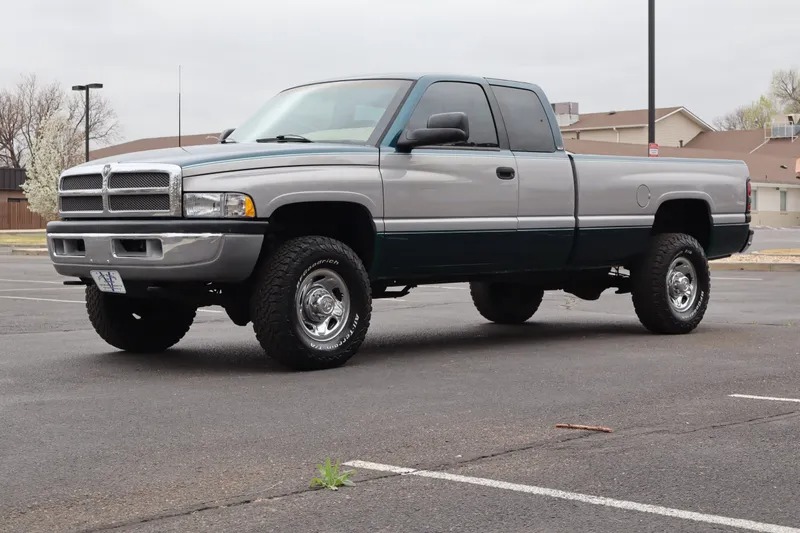 1996 Dodge Ram 2500 ST