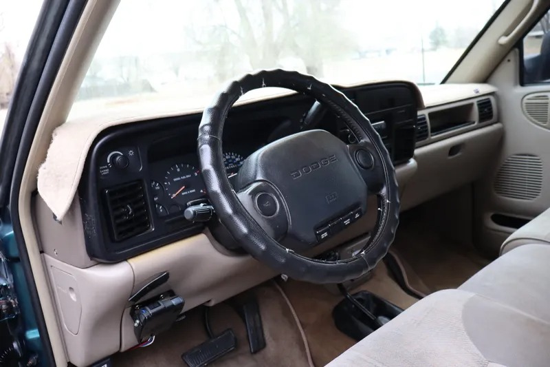 1996 Dodge Ram 2500 ST