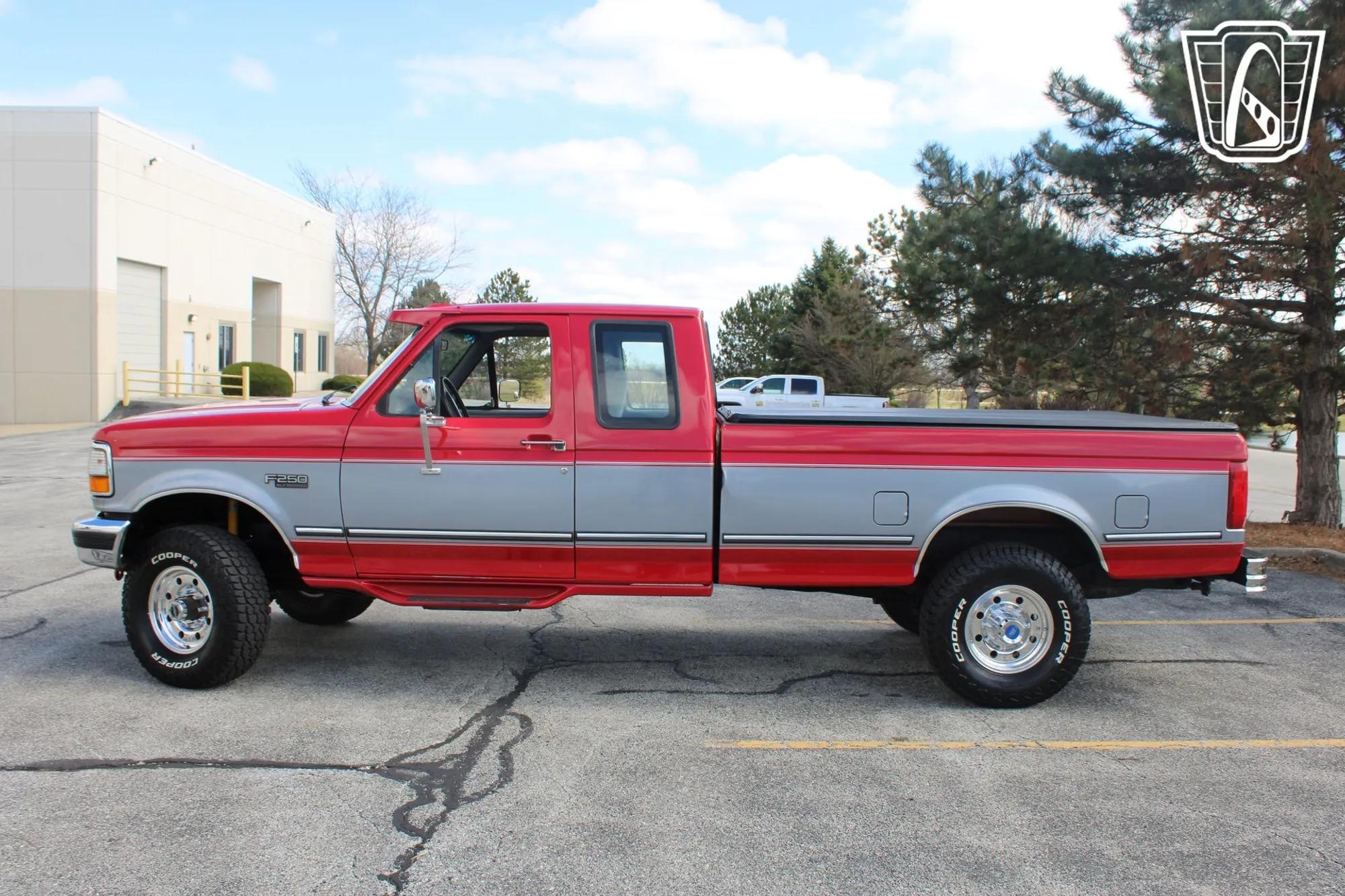1995 Ford F-250 XLT - 5
