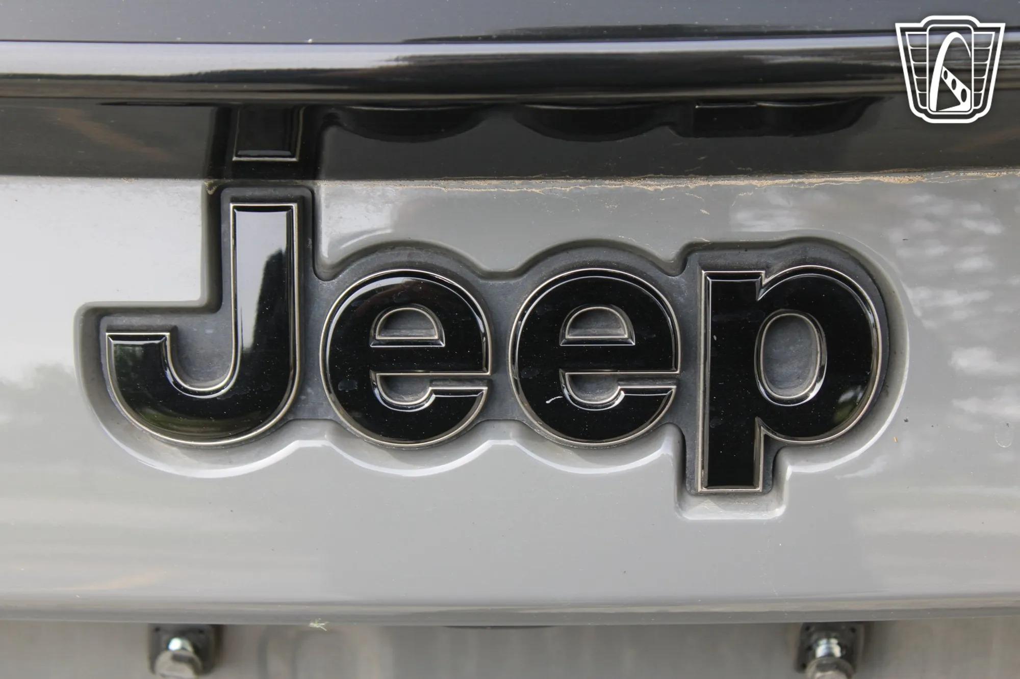 2021 Jeep Grand Cherokee Trackhawk