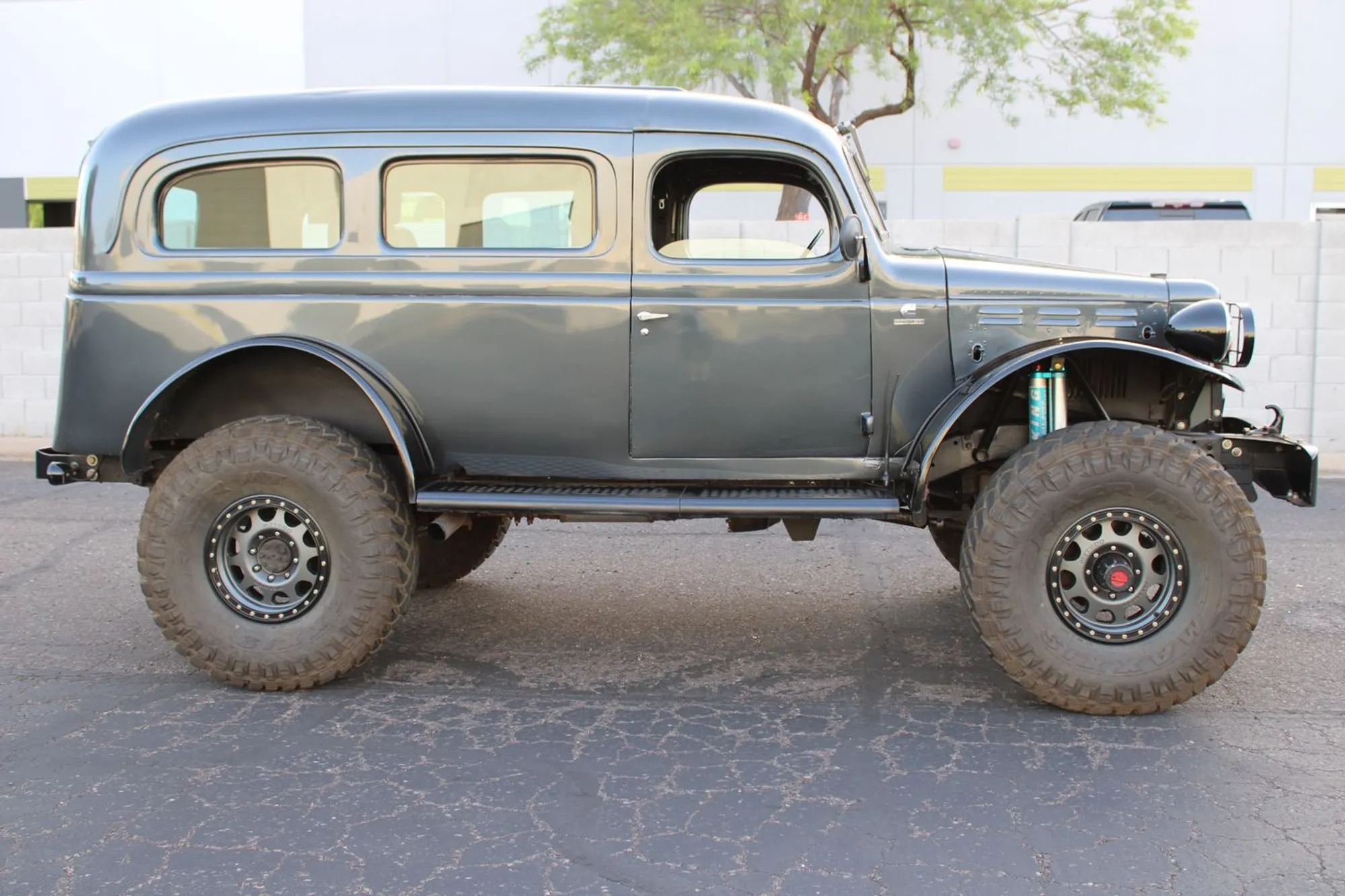 1942 Dodge Power Wagon - 4