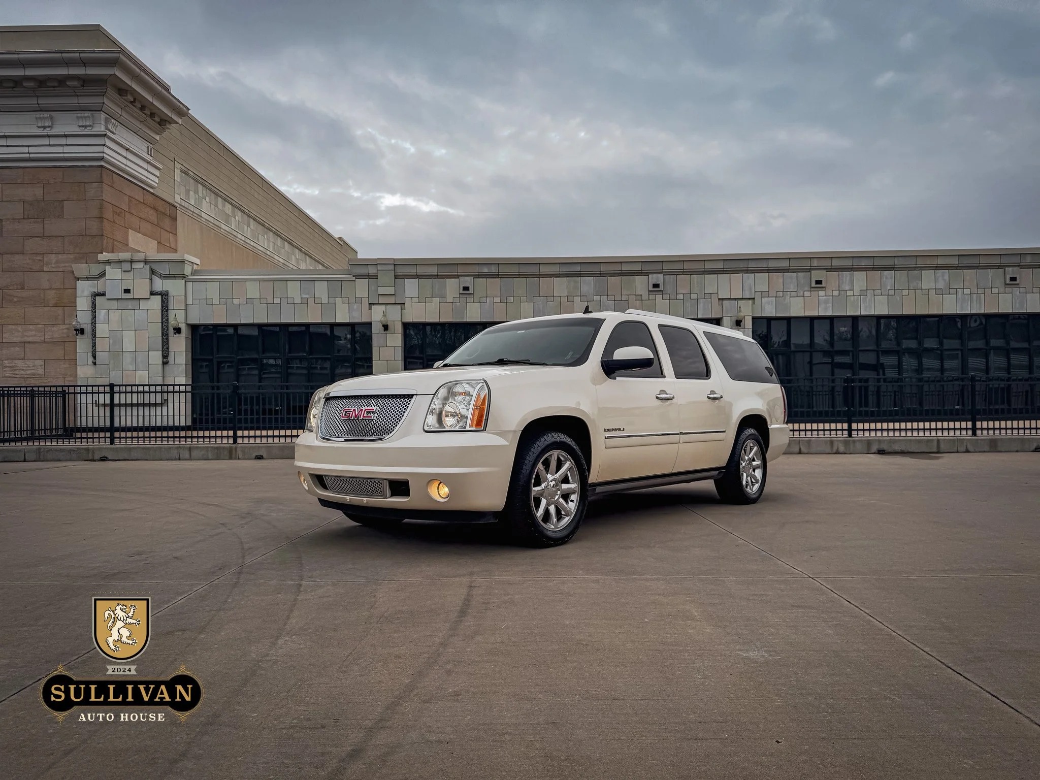 2013 GMC Yukon XL Denali - 3