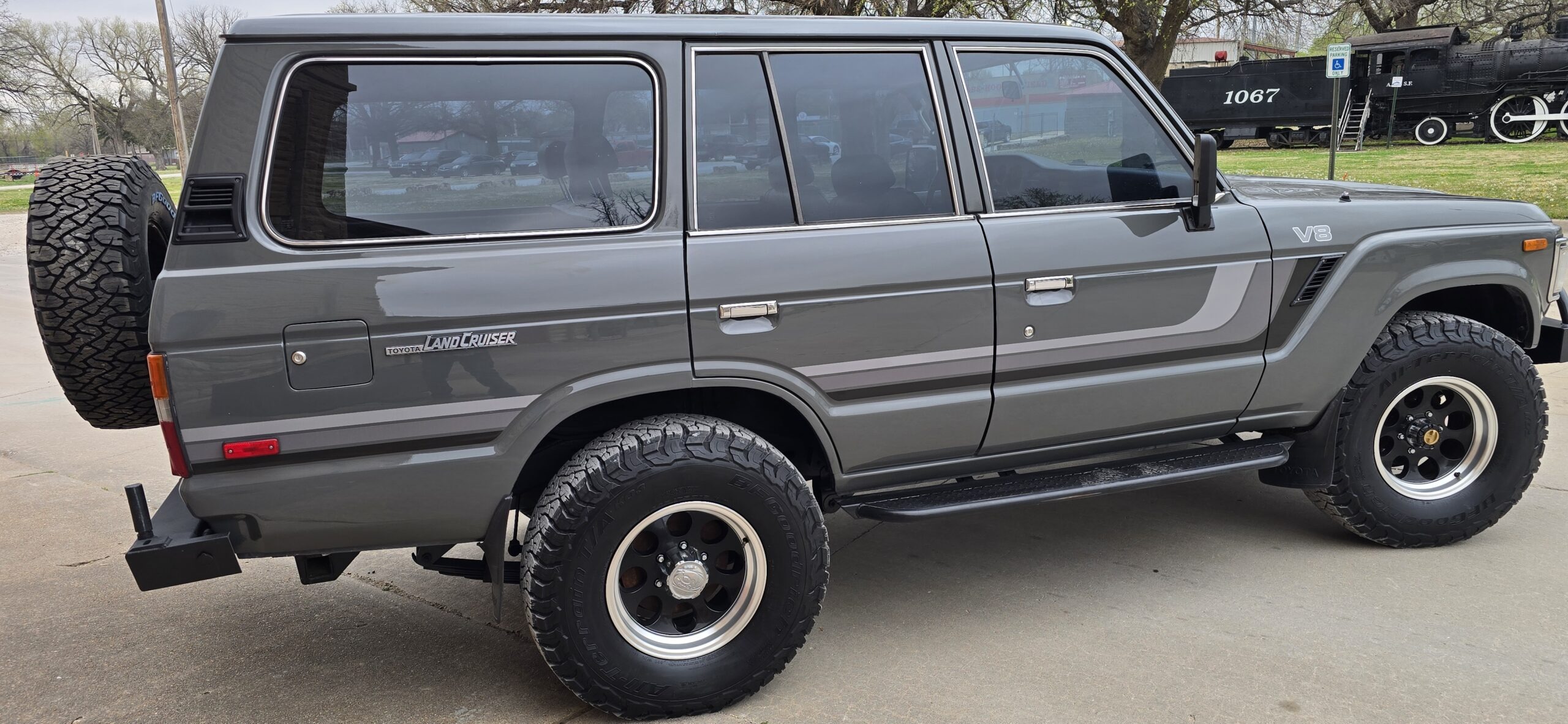 V8-Powered 1989 Toyota Land Cruiser FJ62 - 5