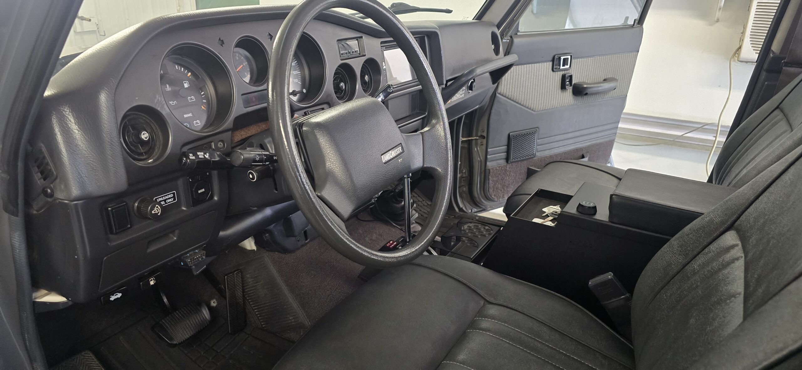 V8-Powered 1989 Toyota Land Cruiser FJ62