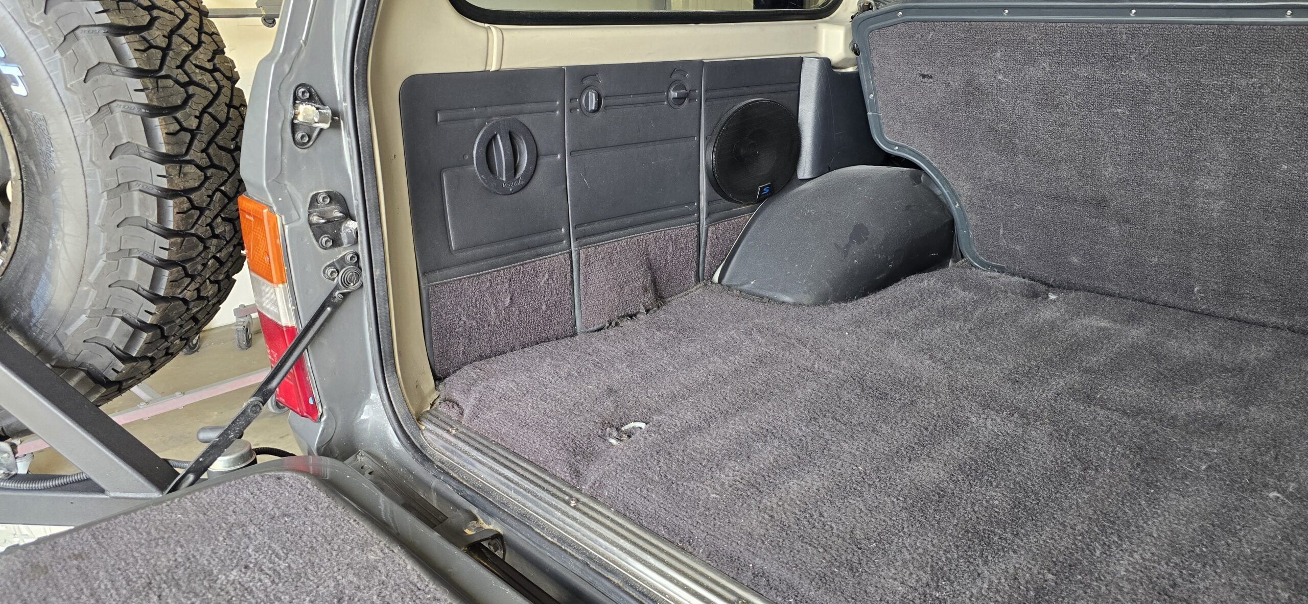 V8-Powered 1989 Toyota Land Cruiser FJ62