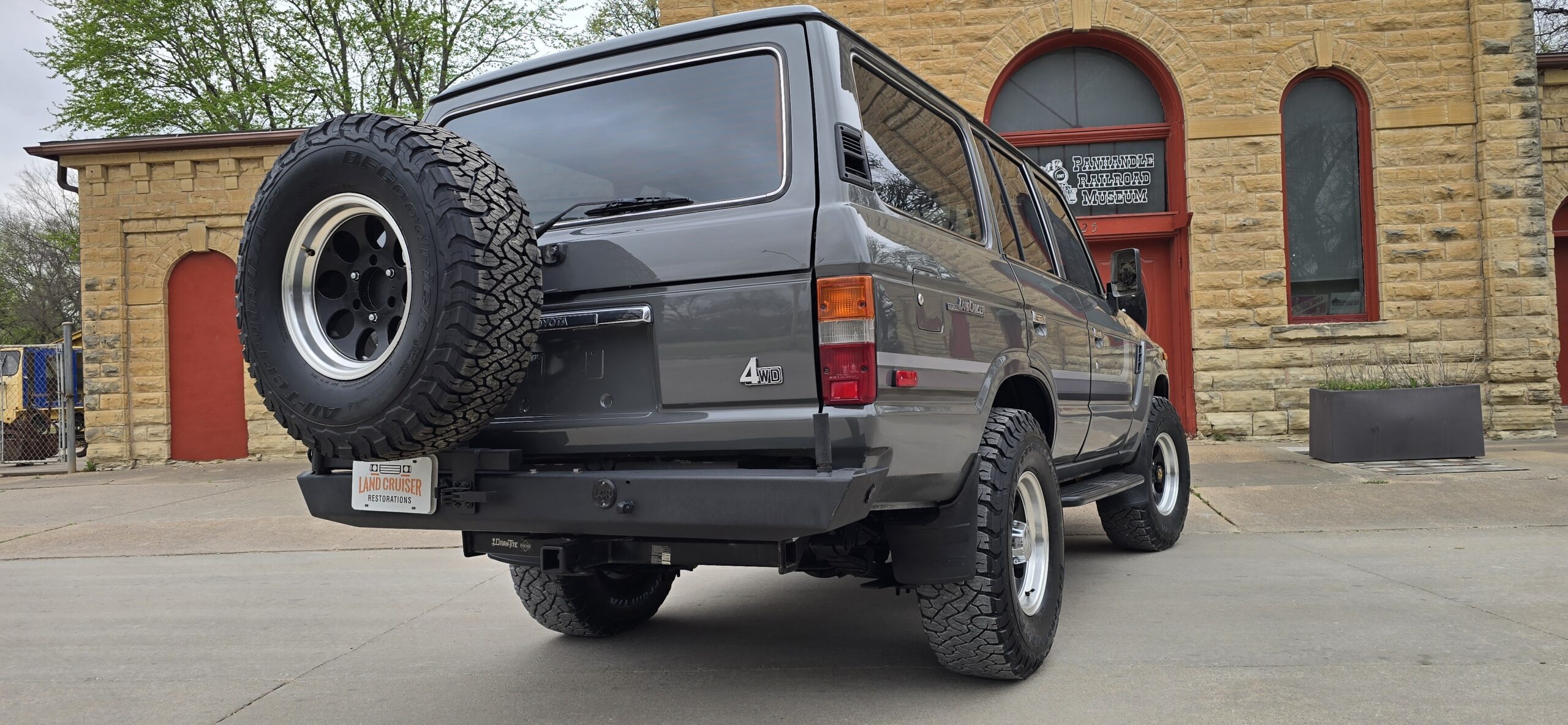 V8-Powered 1989 Toyota Land Cruiser FJ62 - 3