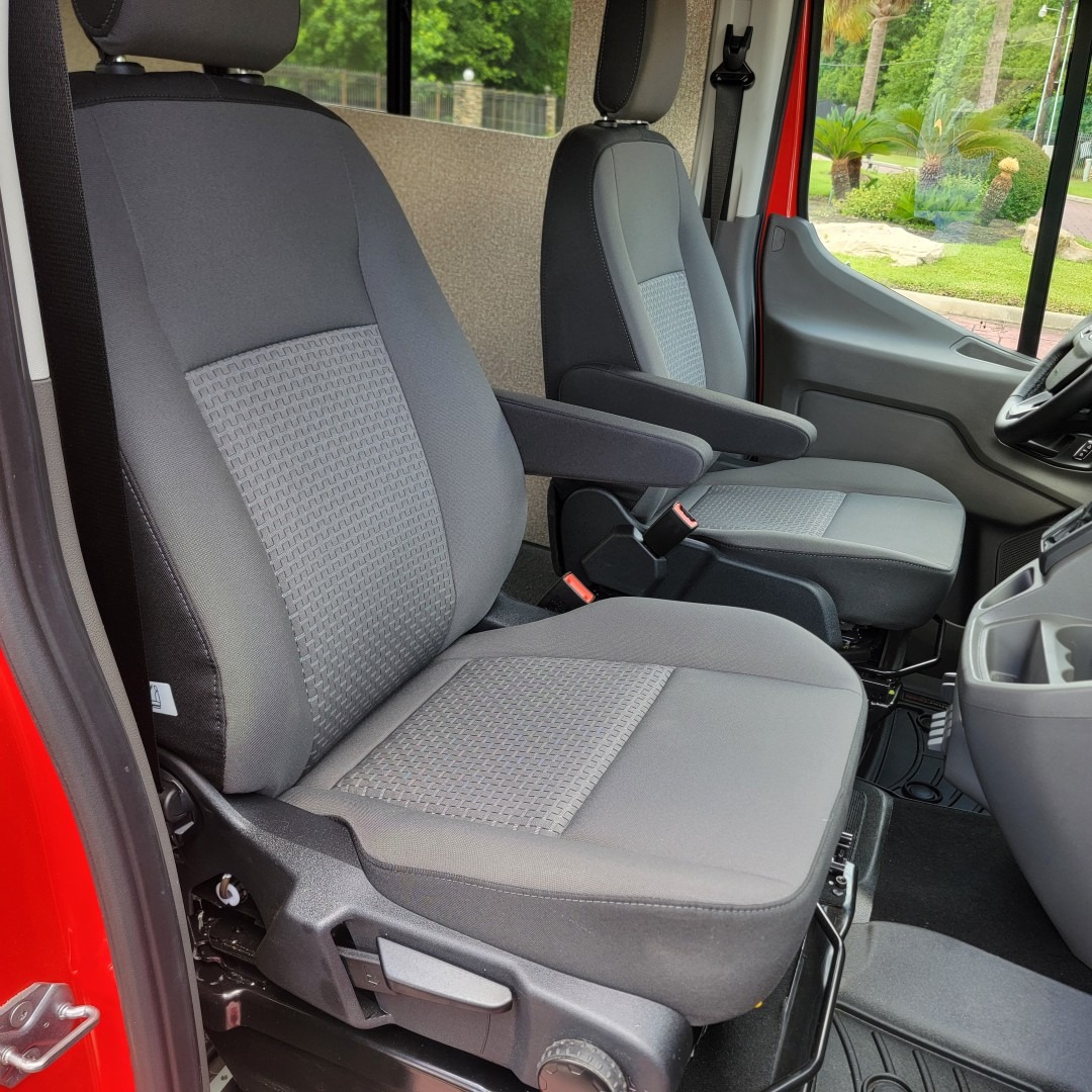 2025 Ford Transit 250