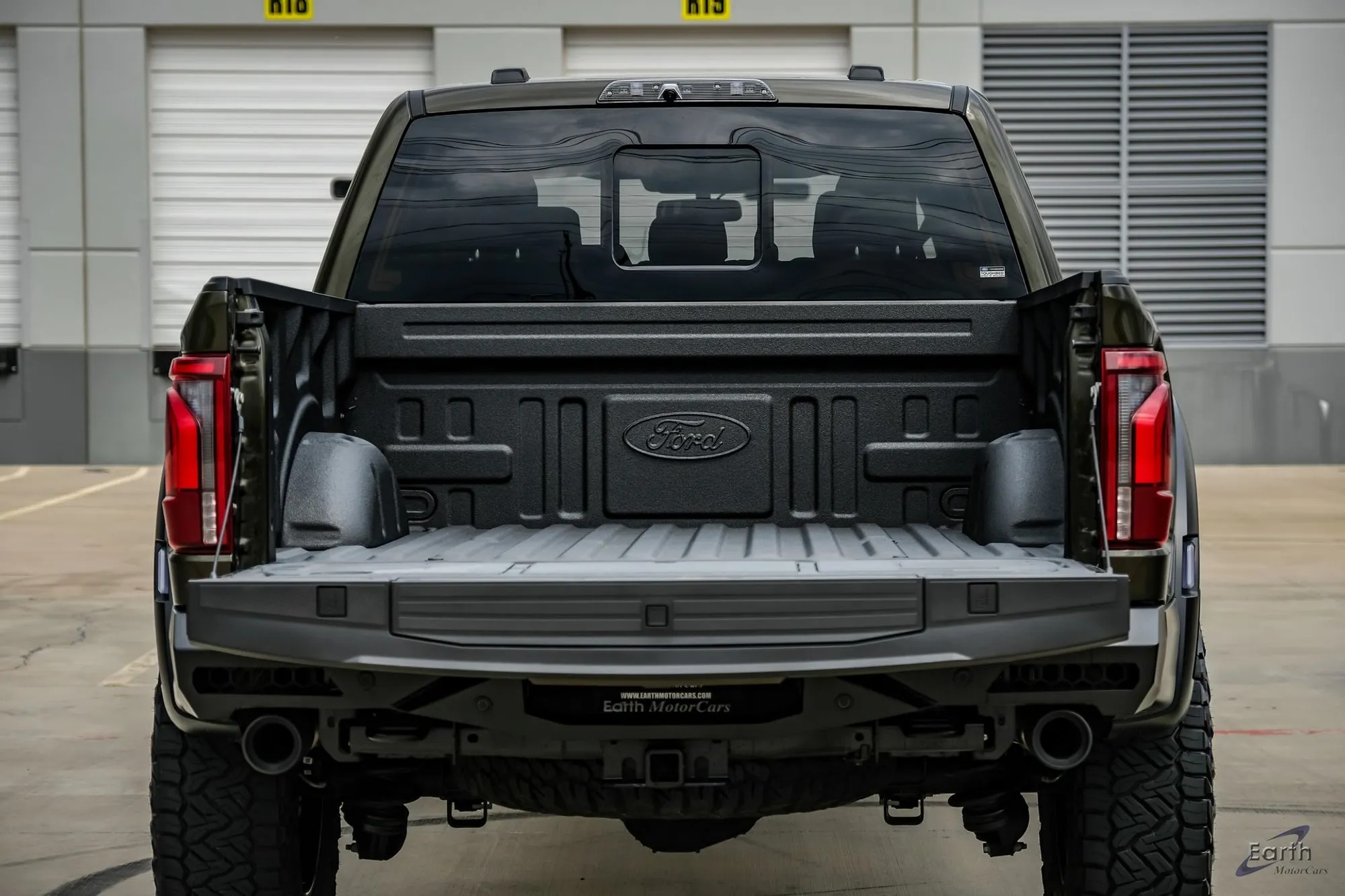 2026 Ford F-150 Raptor R Hennessey Velociraptor