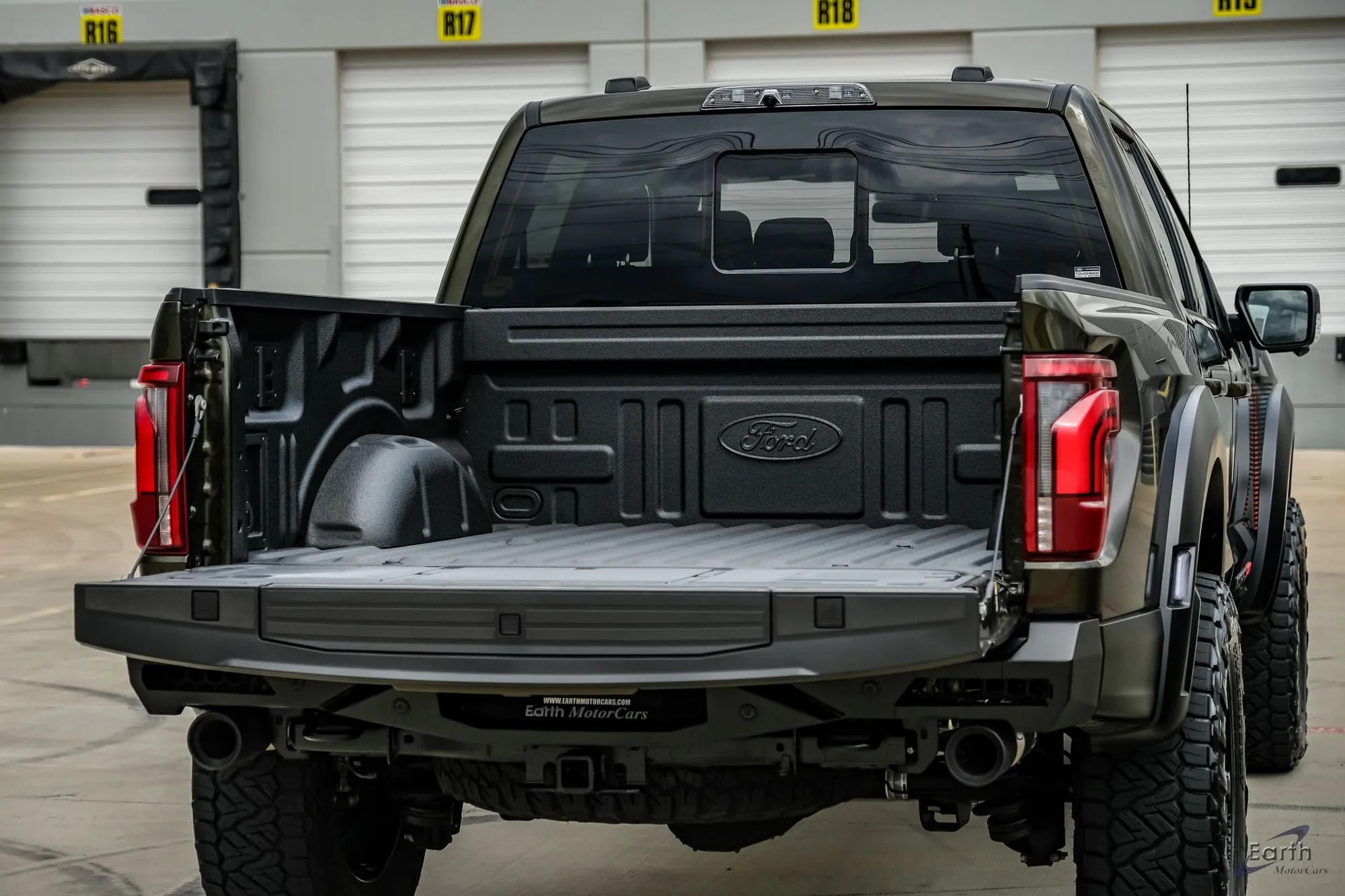 2026 Ford F-150 Raptor R Hennessey Velociraptor