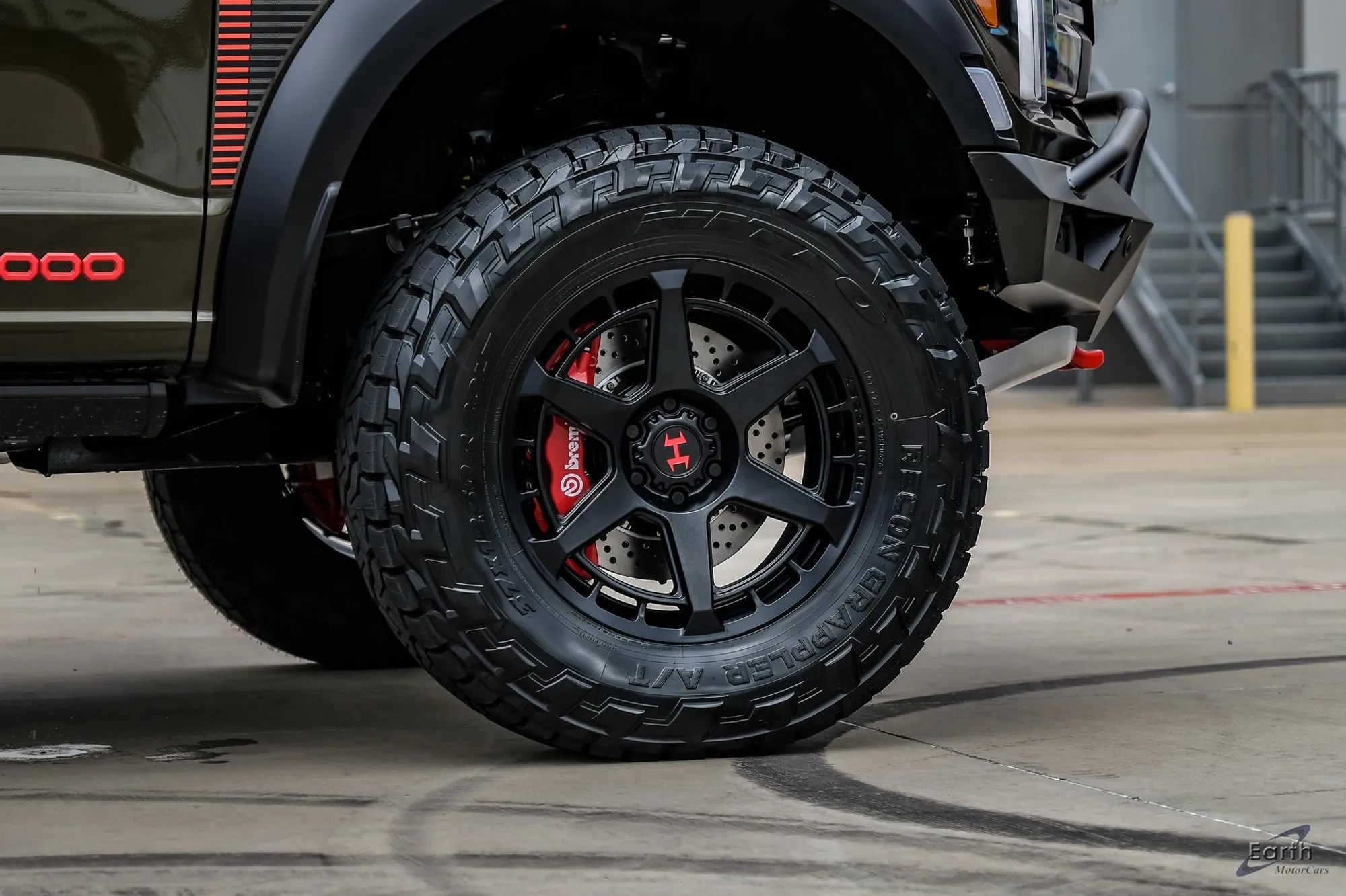 2026 Ford F-150 Raptor R Hennessey Velociraptor