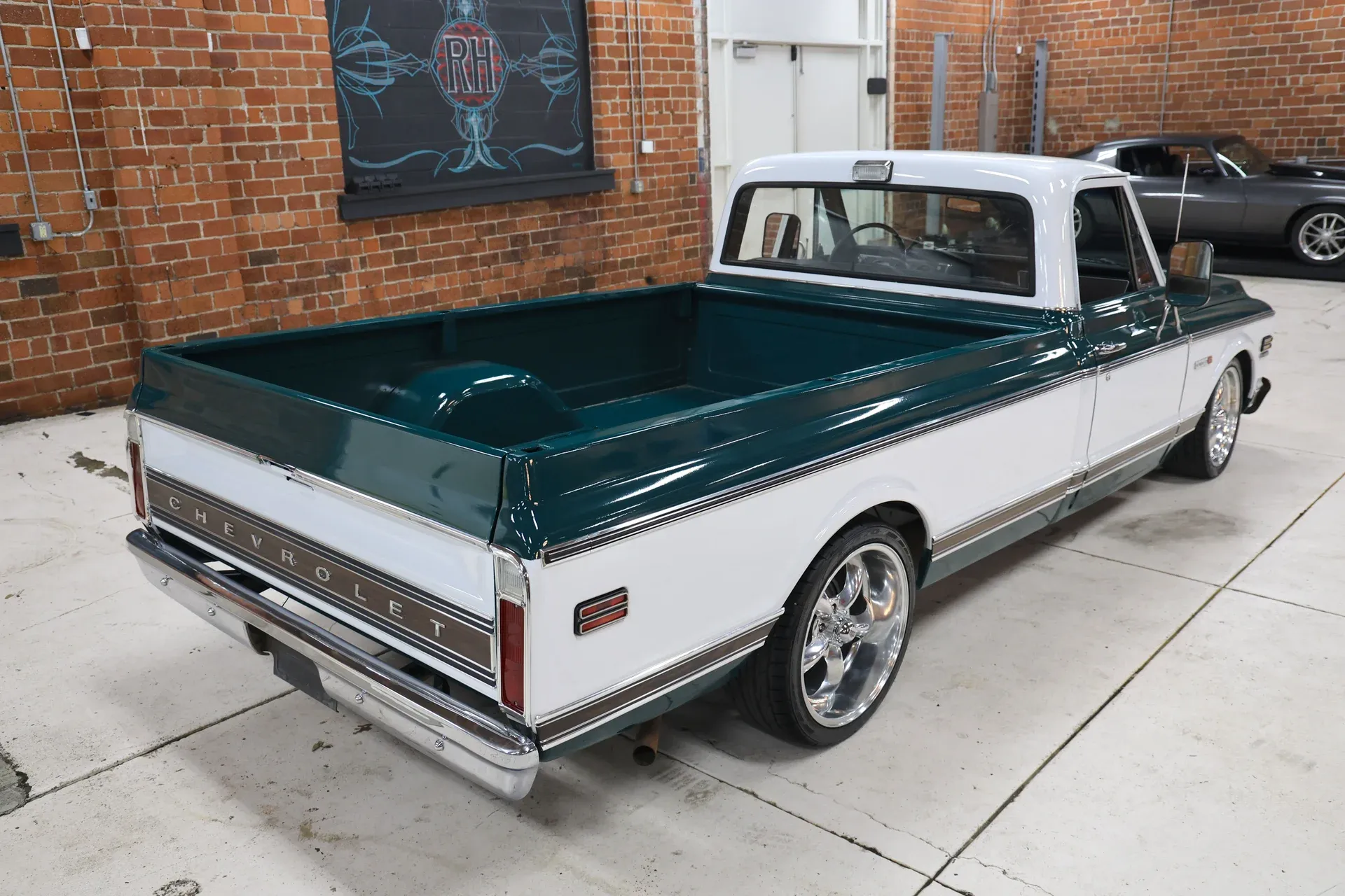 1971 Chevrolet C10 Long Bed - 3