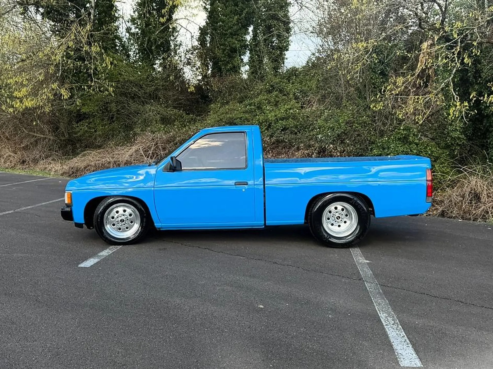 1987 Nissan D21 Hardbody Custom - 4