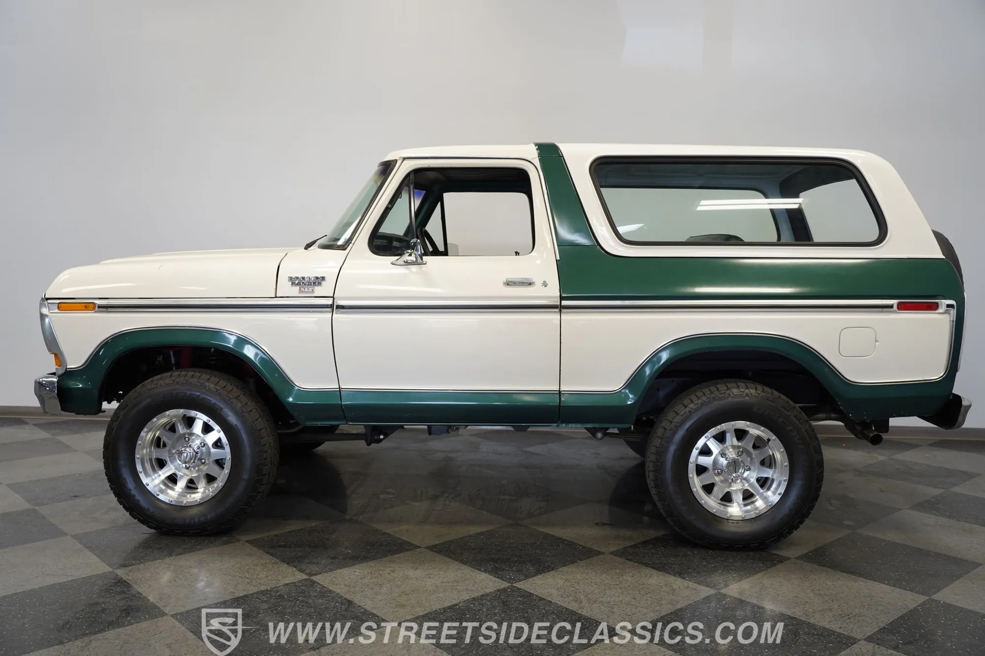 Coyote-Powered 1979 Ford Bronco - 3