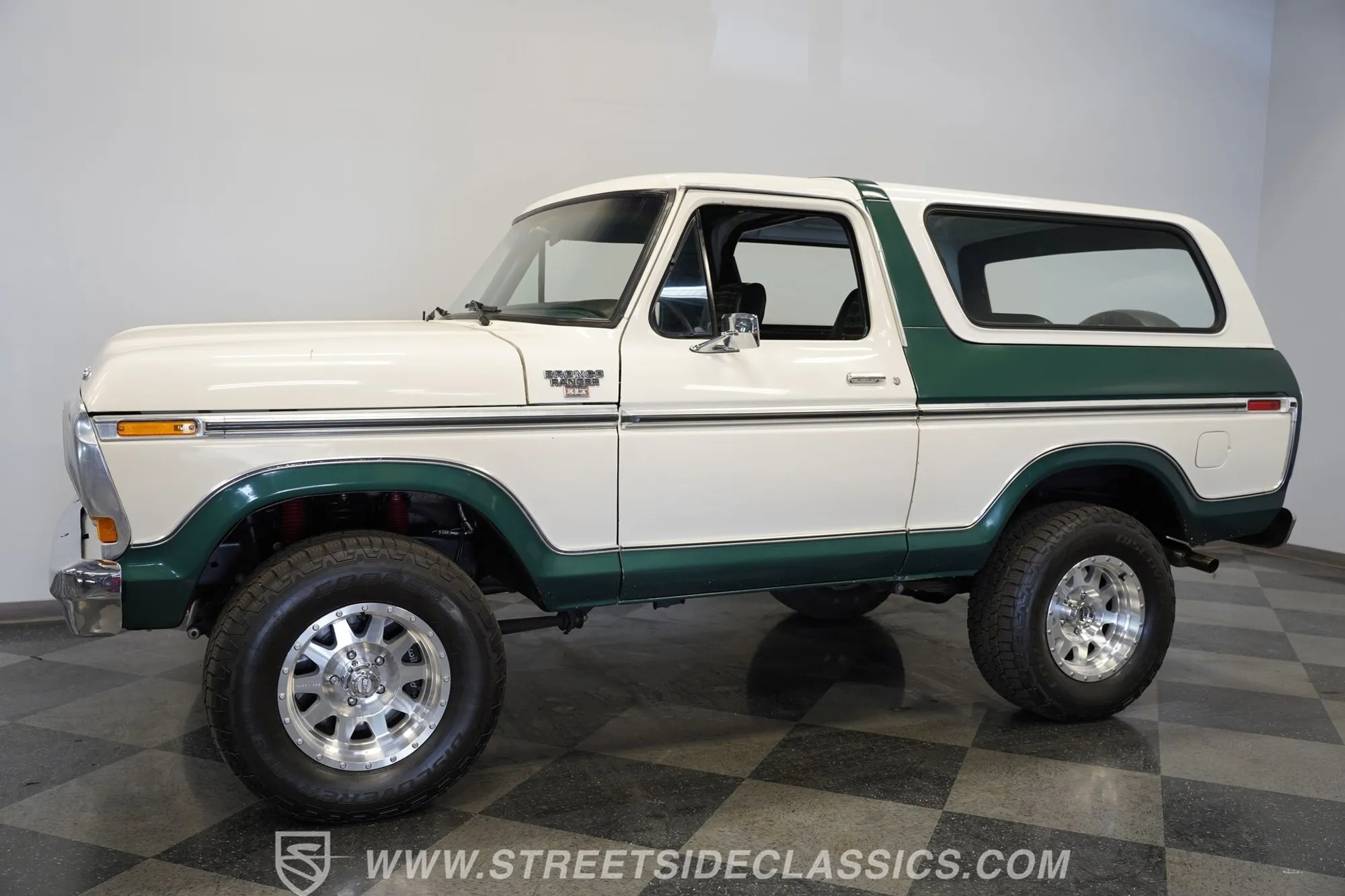 Coyote-Powered 1979 Ford Bronco - 4