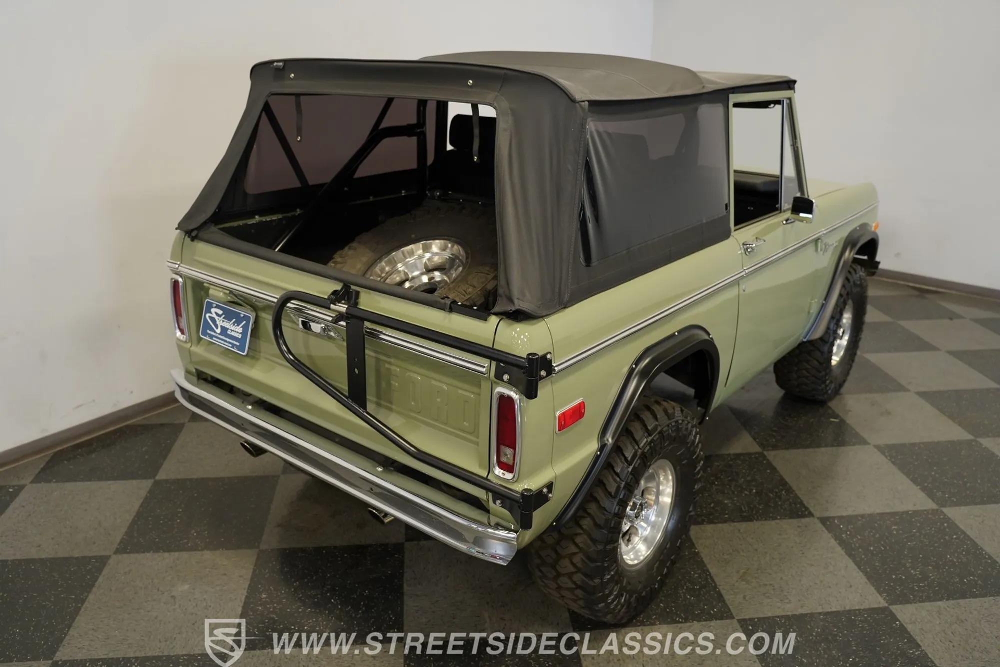 1973 Ford Bronco - 3