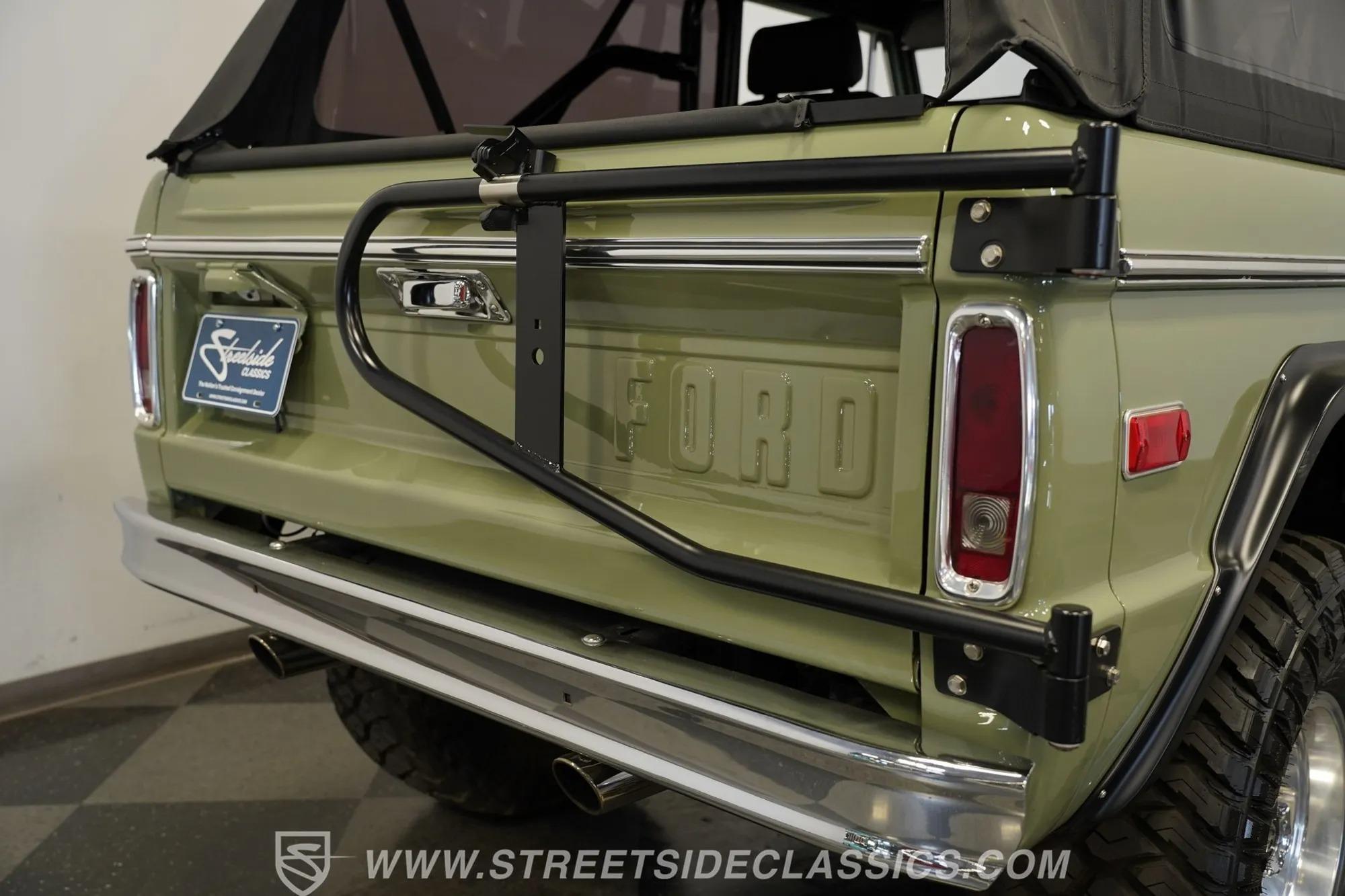 1973 Ford Bronco - 4