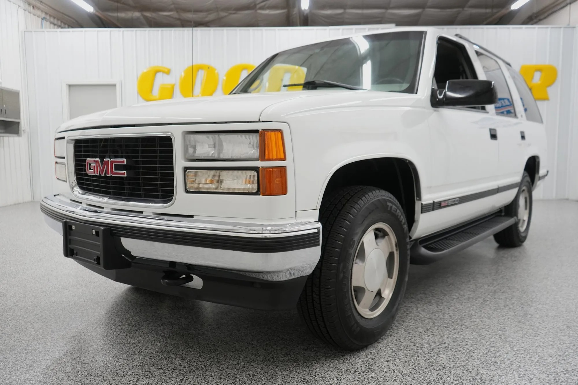 68k-Mile 1999 GMC Yukon - 2