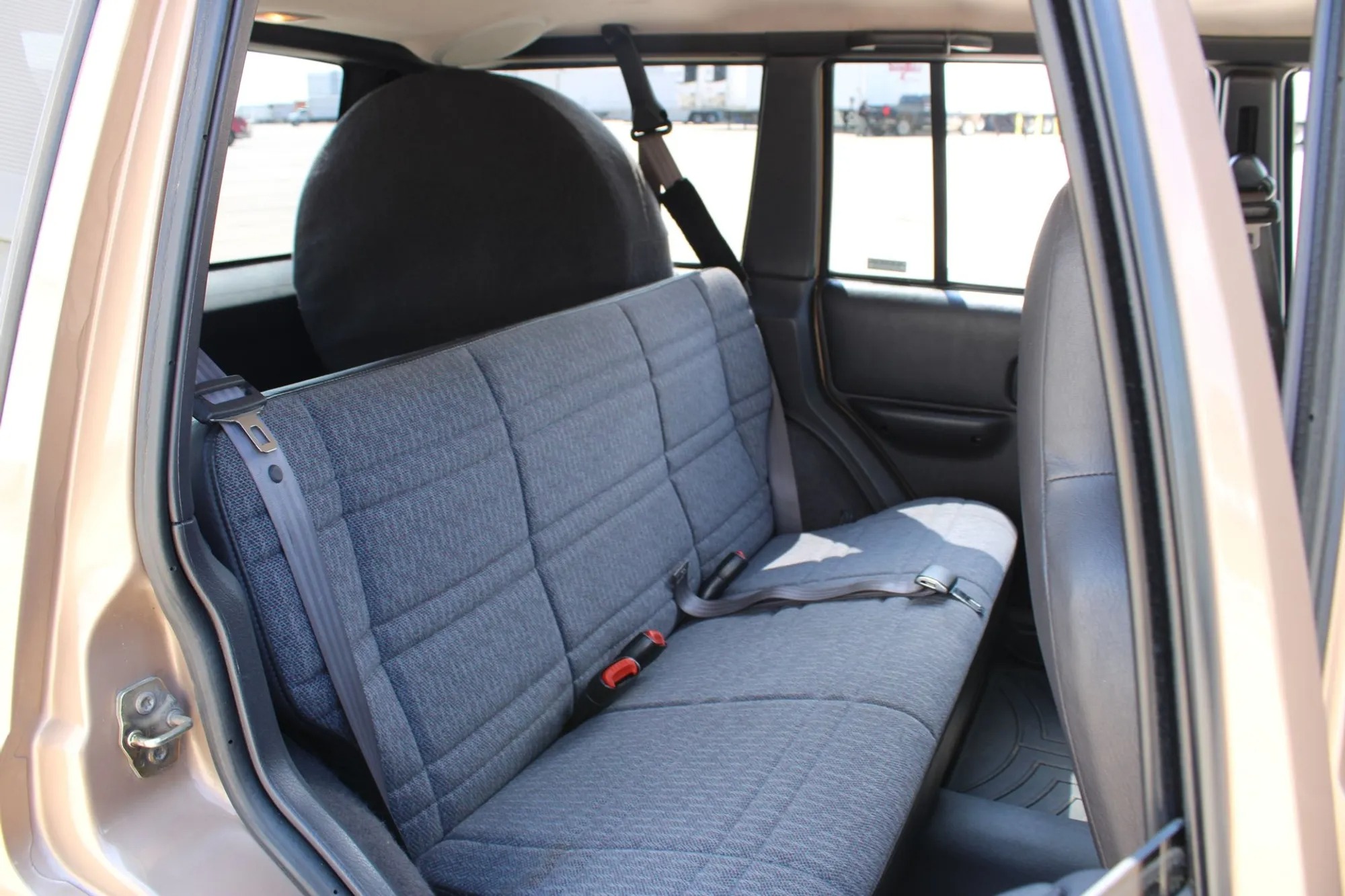 1999 Jeep Cherokee Sport