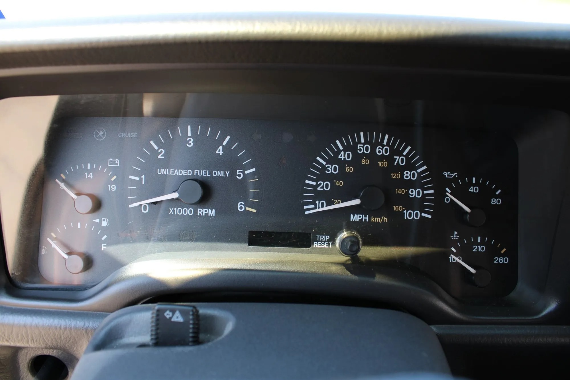 1999 Jeep Cherokee Sport