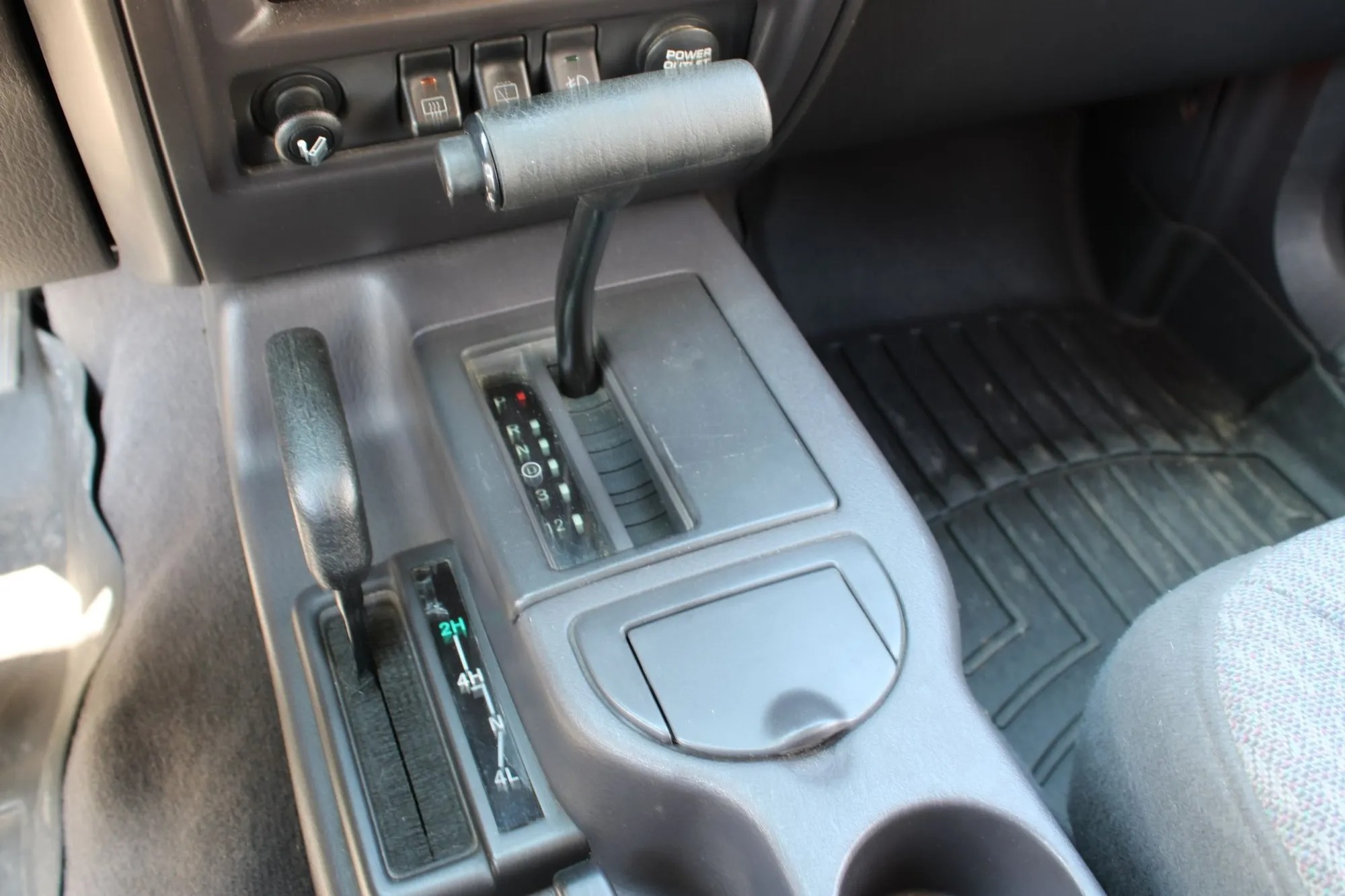 1999 Jeep Cherokee Sport