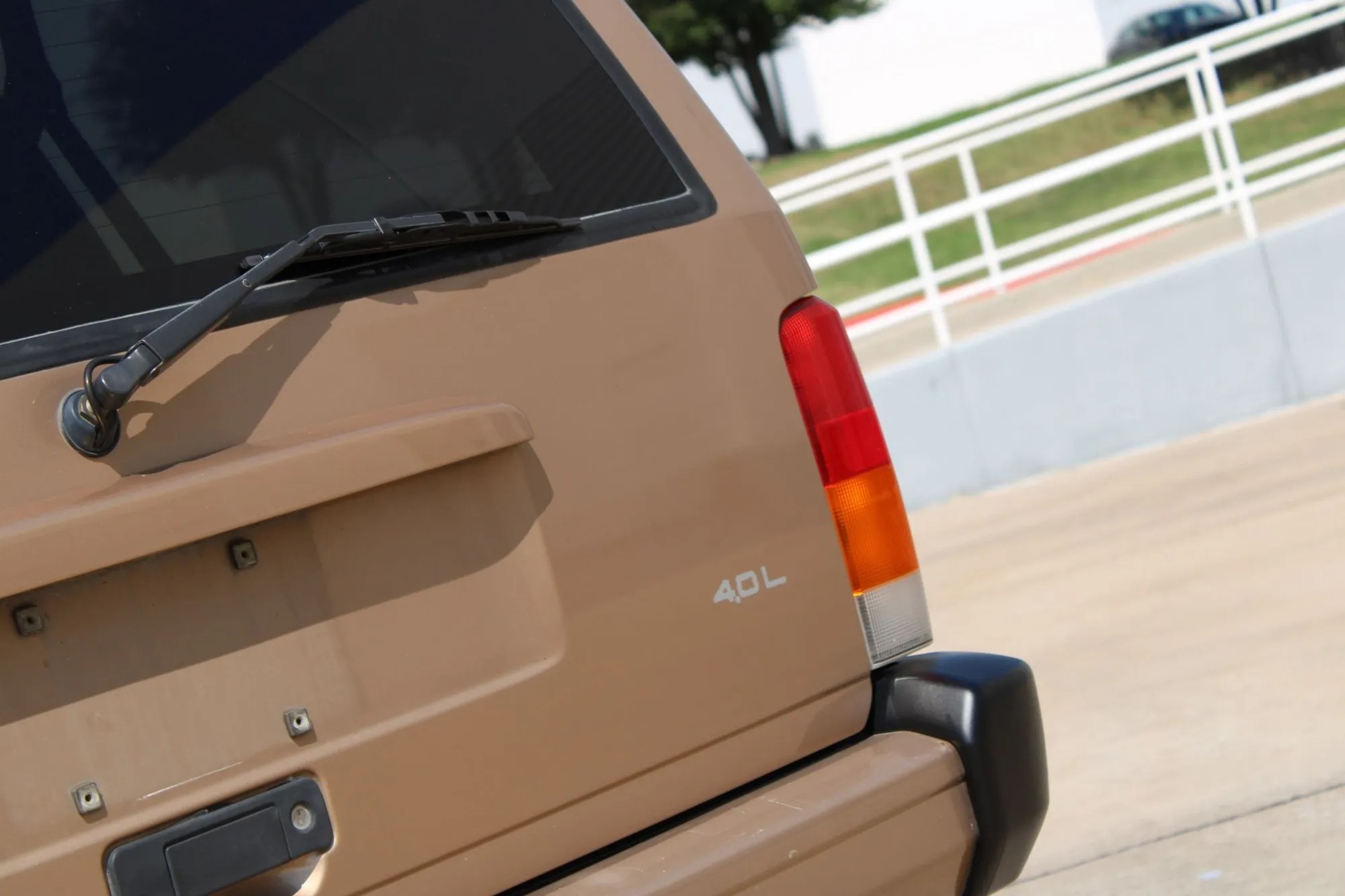 1999 Jeep Cherokee Sport