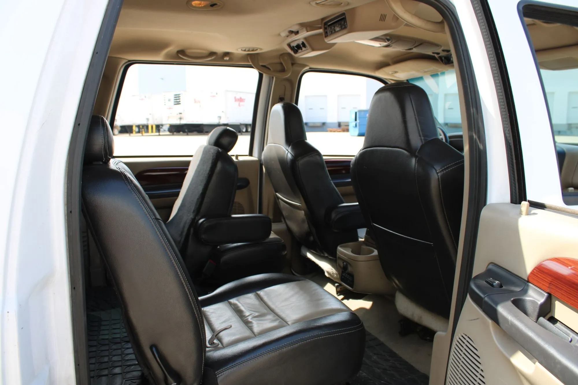 2005 Ford Excursion Eddie Bauer