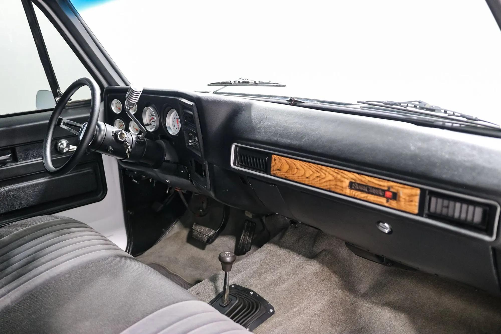 1975 GMC K1500