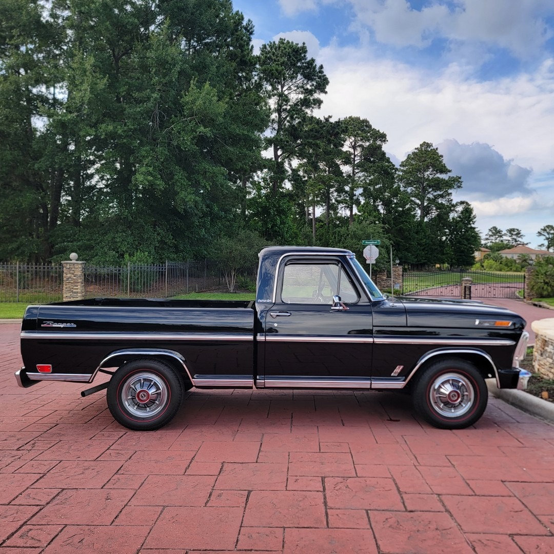 Restored 1968 Ford F-100 Ranger