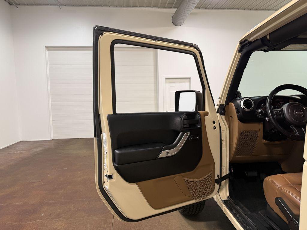 2011 Jeep Wrangler Sahara