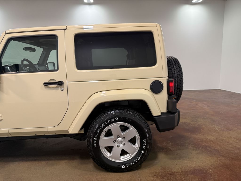 2011 Jeep Wrangler Sahara