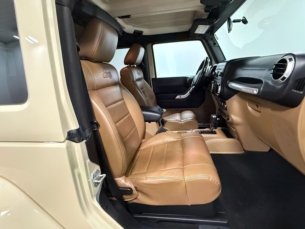 2011 Jeep Wrangler Sahara