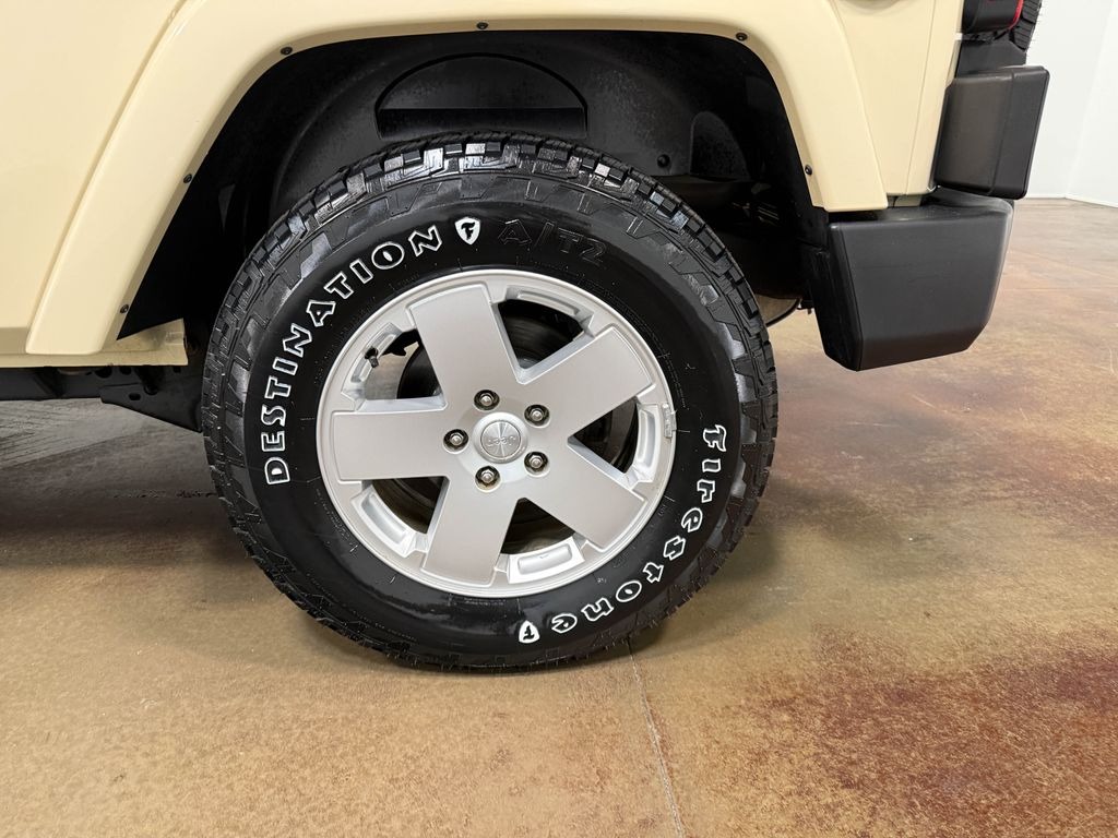2011 Jeep Wrangler Sahara