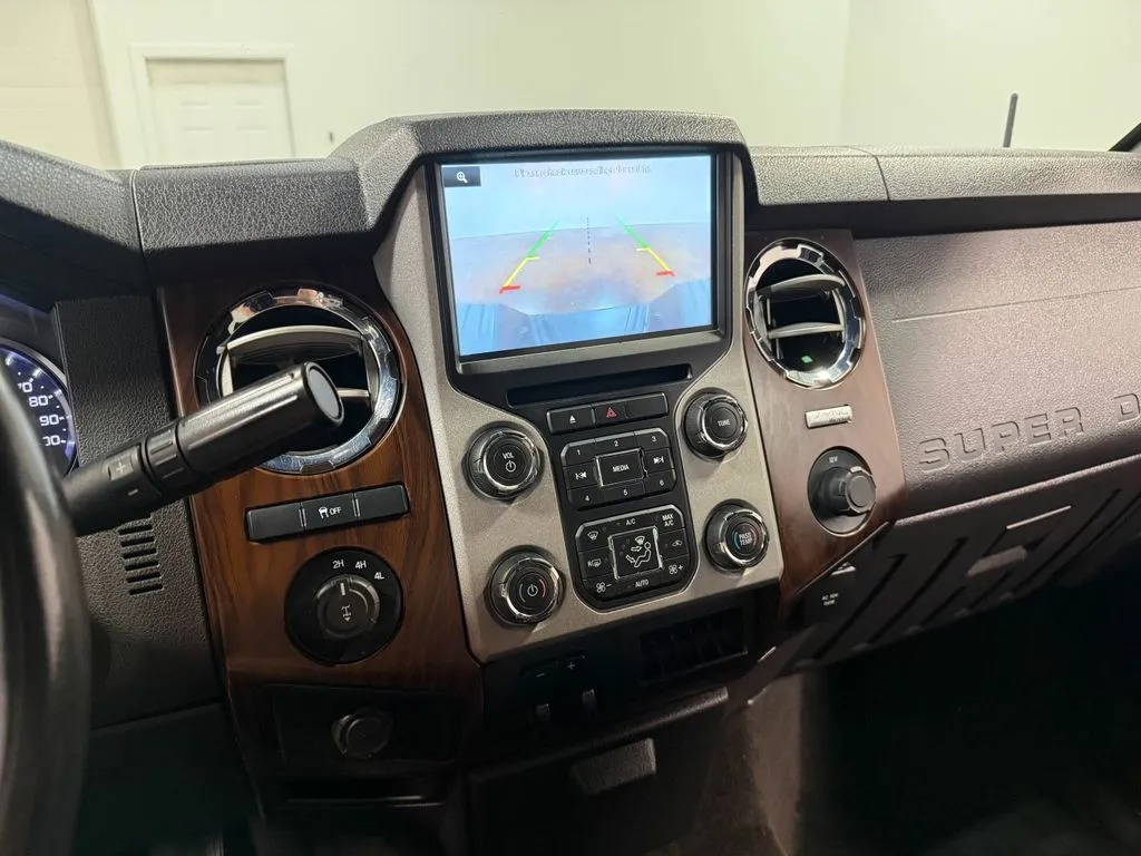 2015 Ford F-250 Super Duty Lariat