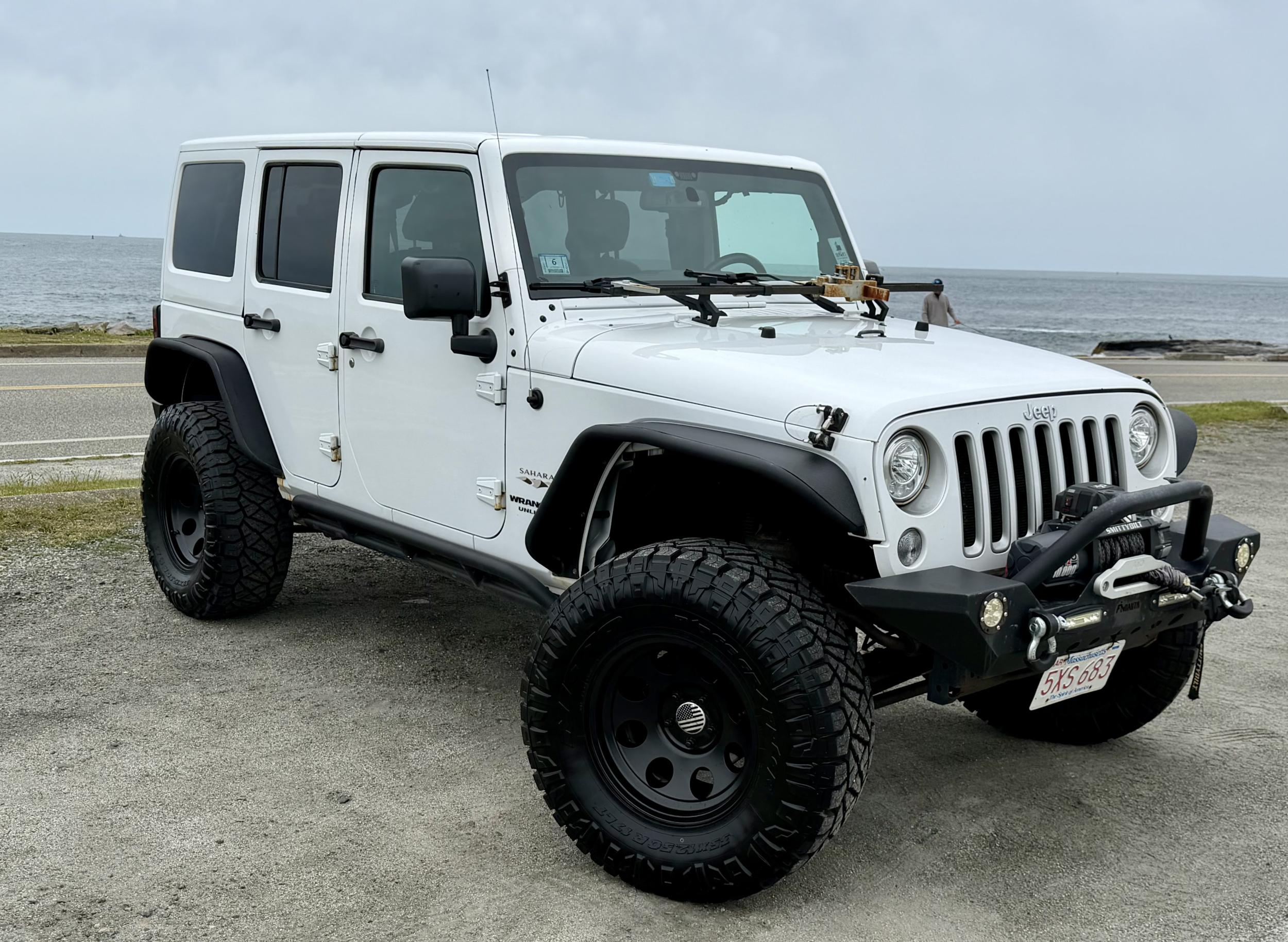 Modified 2017 Jeep Wrangler Unlimited Sahara 4×4 - 3