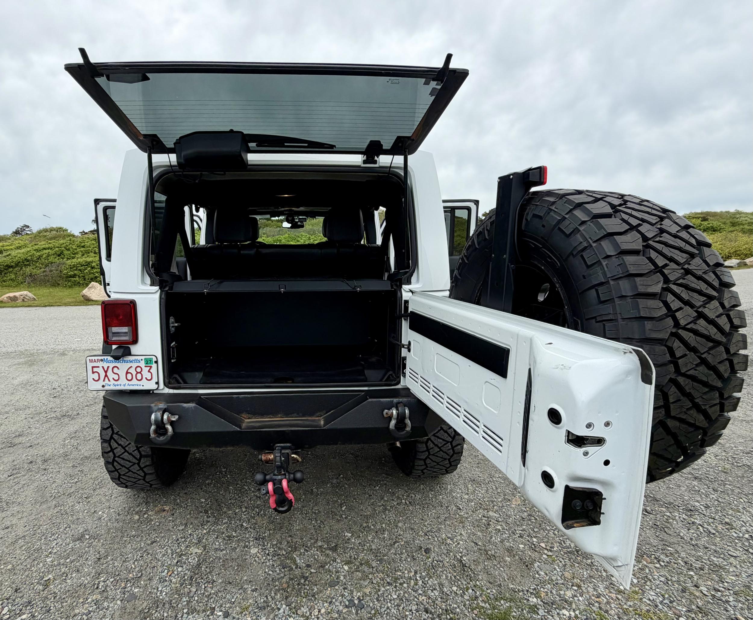 Modified 2017 Jeep Wrangler Unlimited Sahara 4×4 - 5