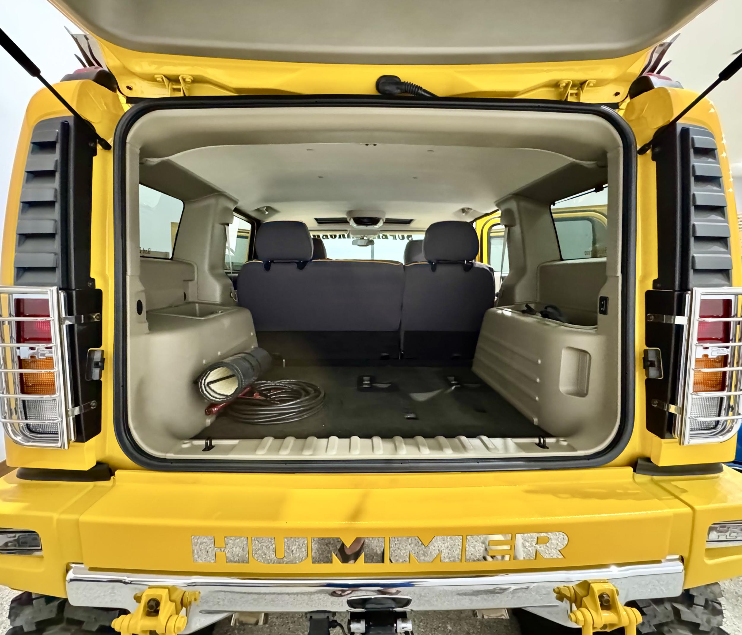 4k-Mile 2003 HUMMER H2